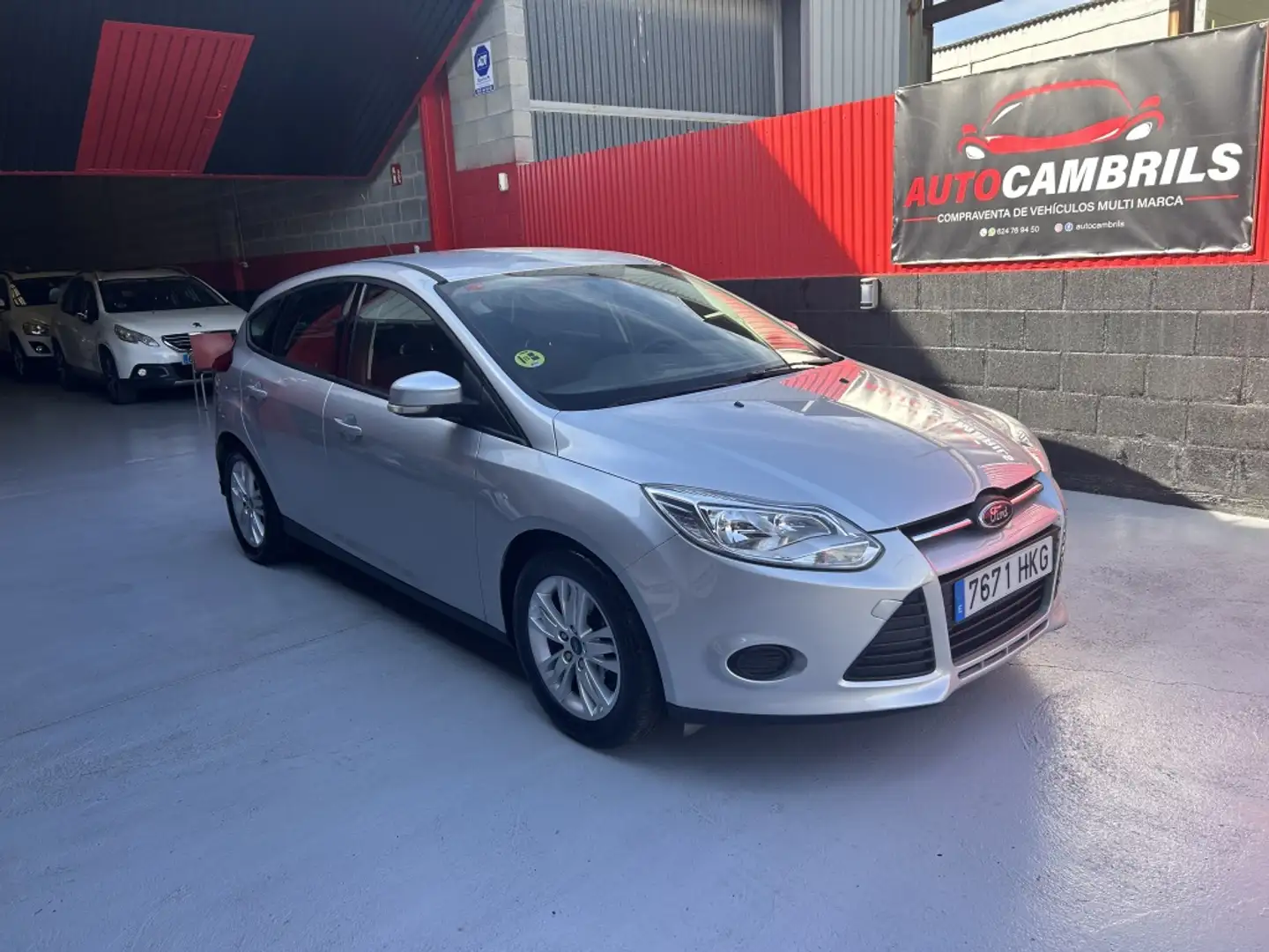 Ford Focus 1.6TDCi Trend Silber - 1