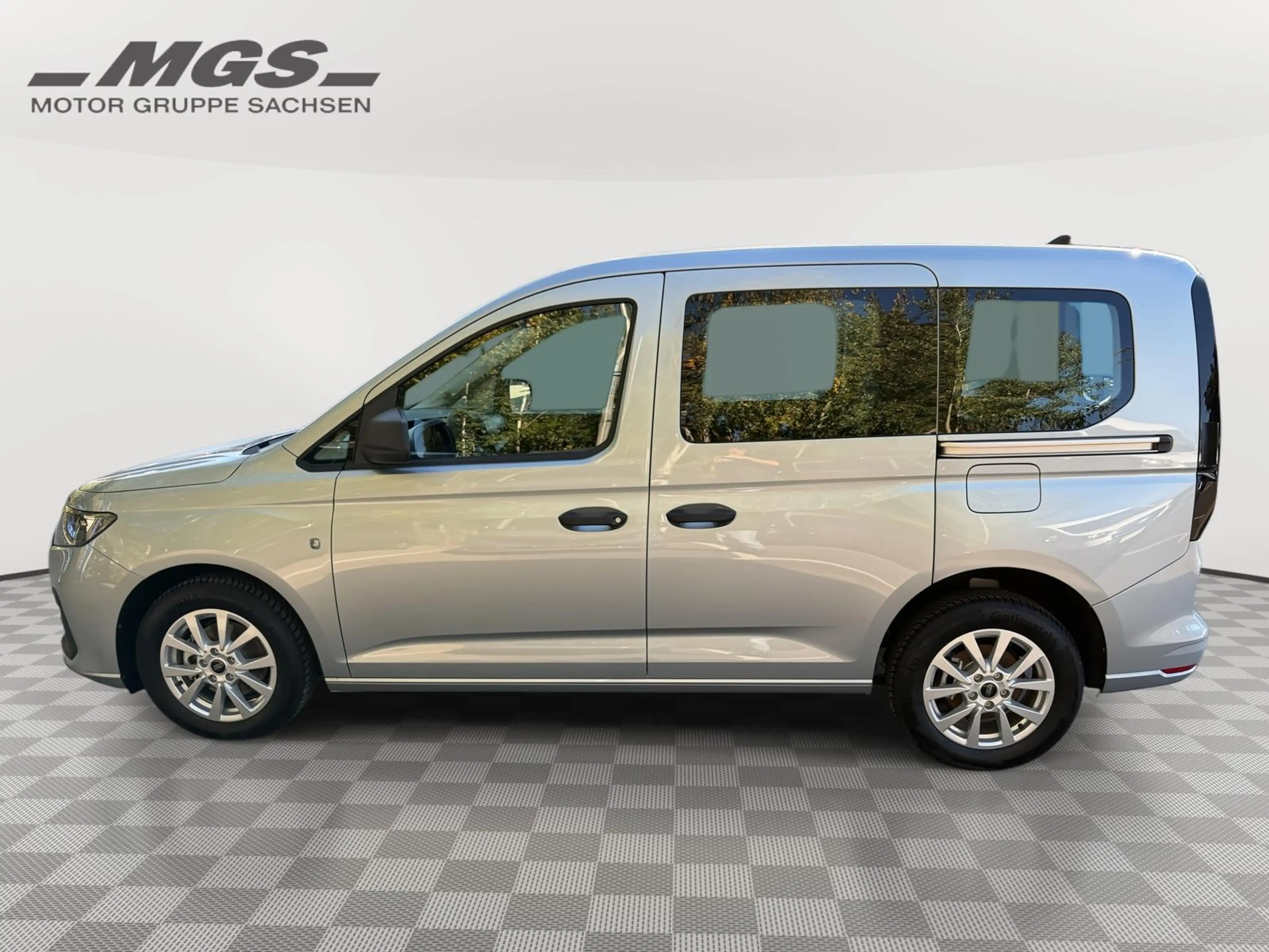 Ford Tourneo Connect Trend 2.0 EcoBlue #AHK #GJR — photo 12