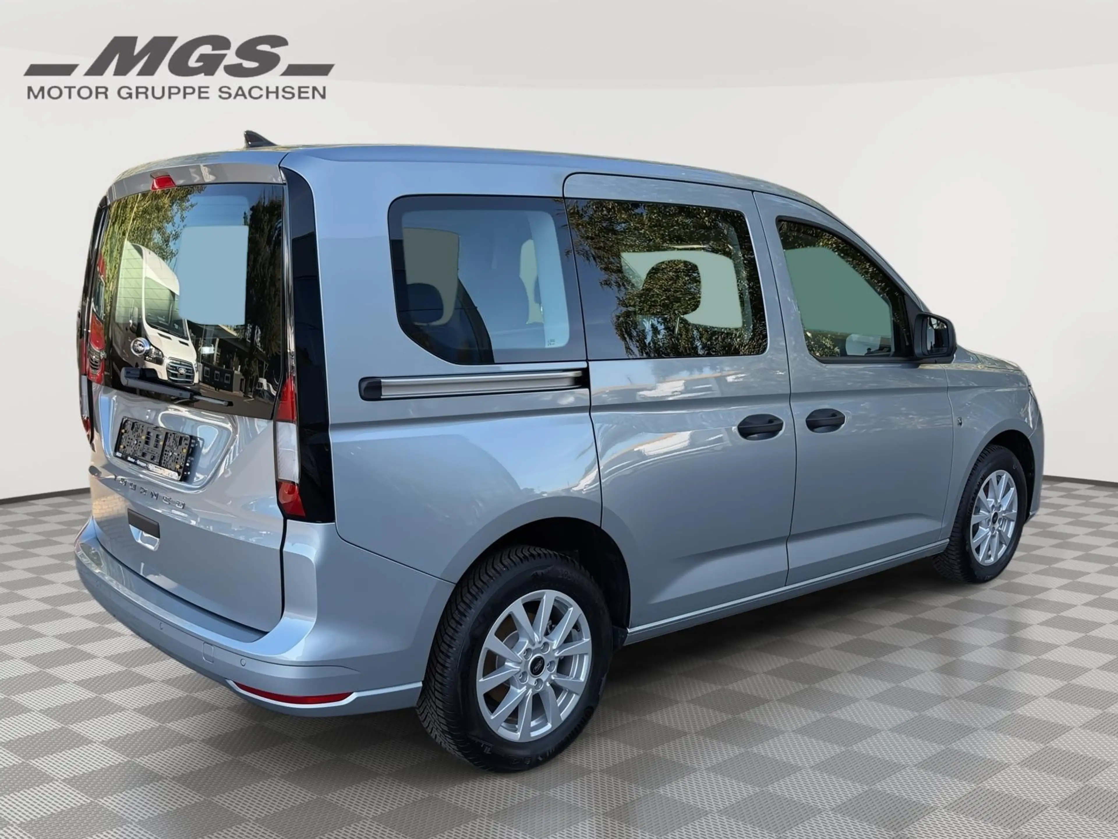 Ford Tourneo Connect Trend 2.0 EcoBlue #AHK #GJR — photo 7