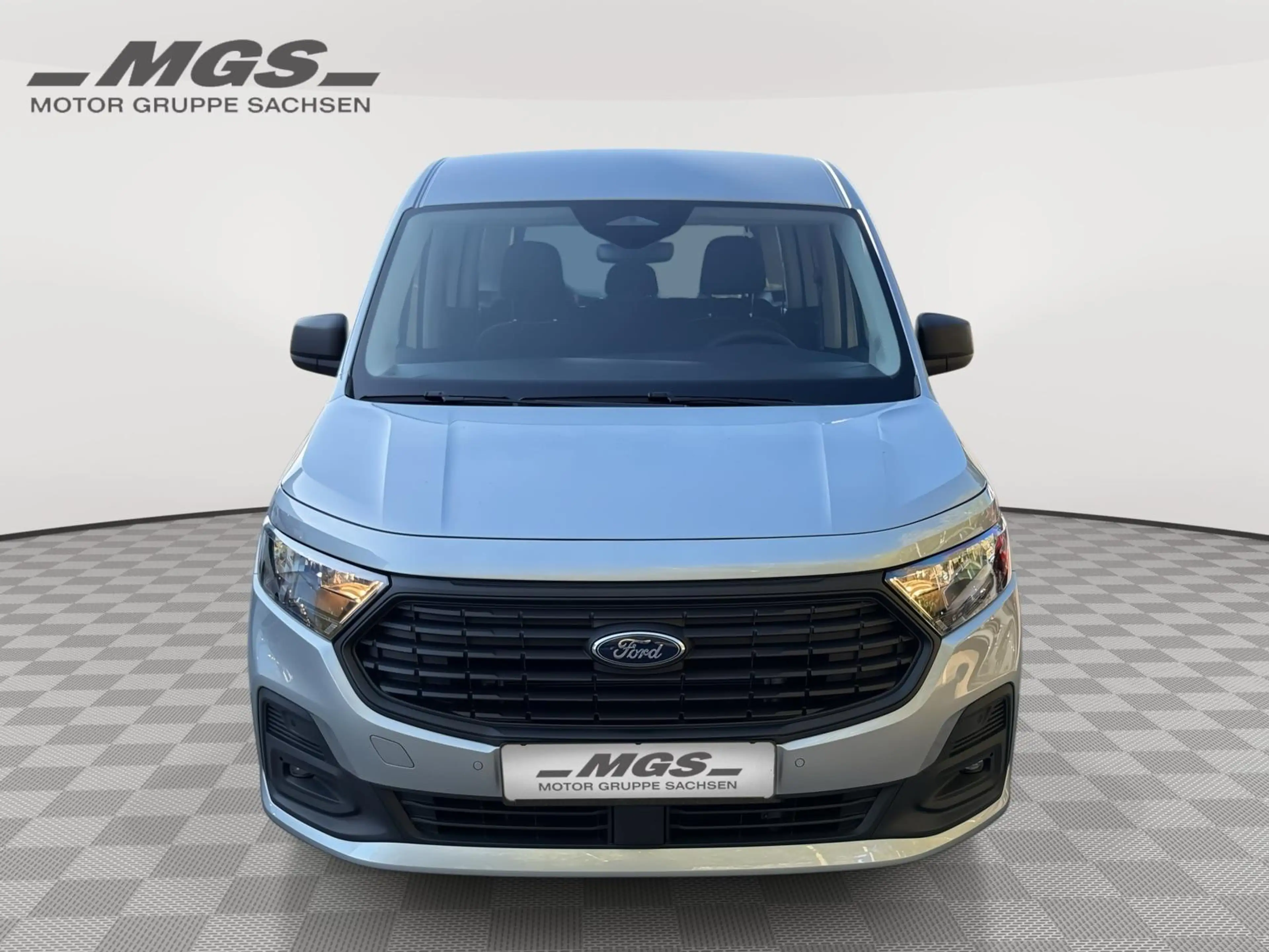Ford Tourneo Connect Trend 2.0 EcoBlue #AHK #GJR — photo 3