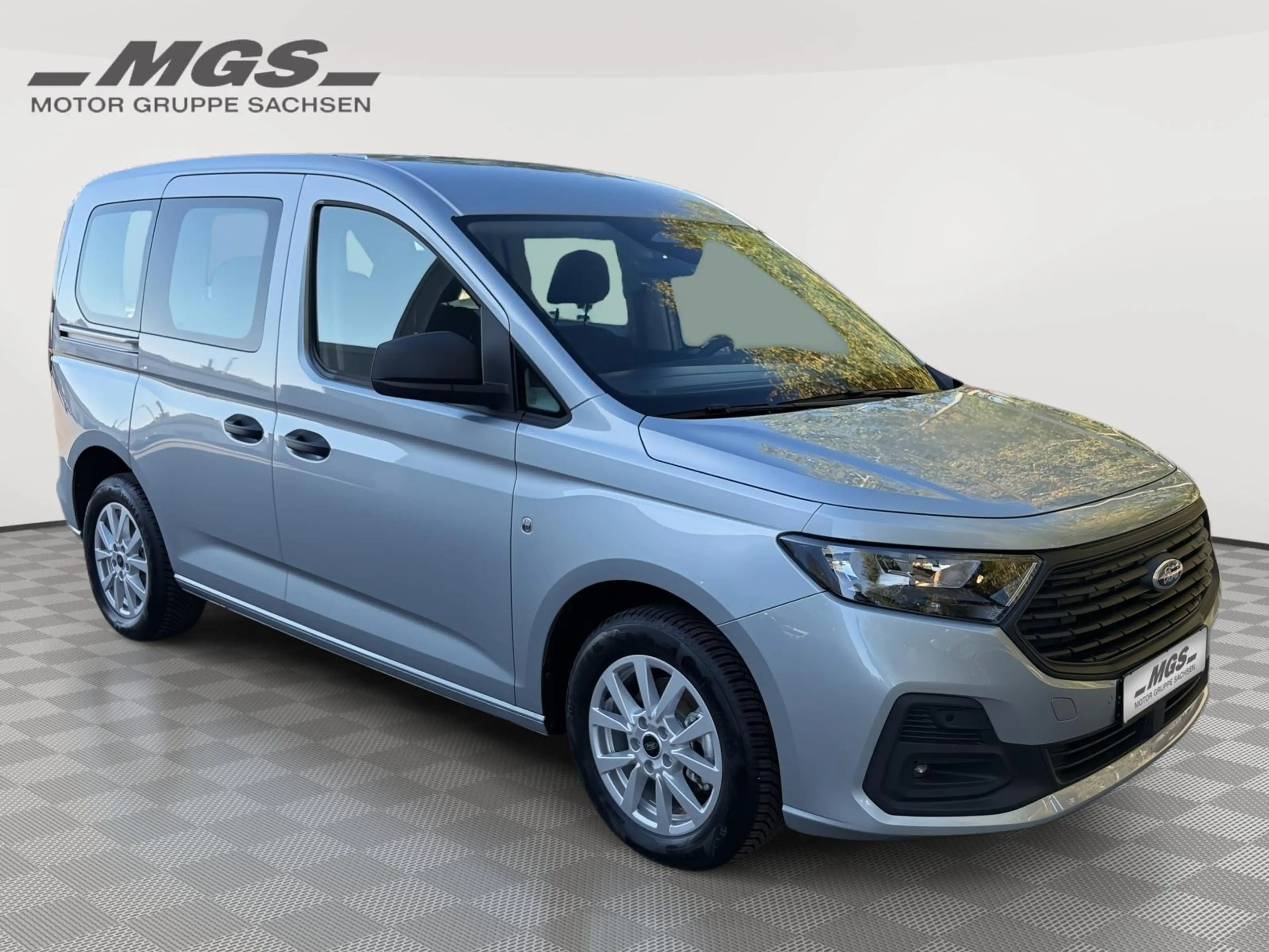 Ford Tourneo Connect Trend 2.0 EcoBlue #AHK #GJR — photo 5