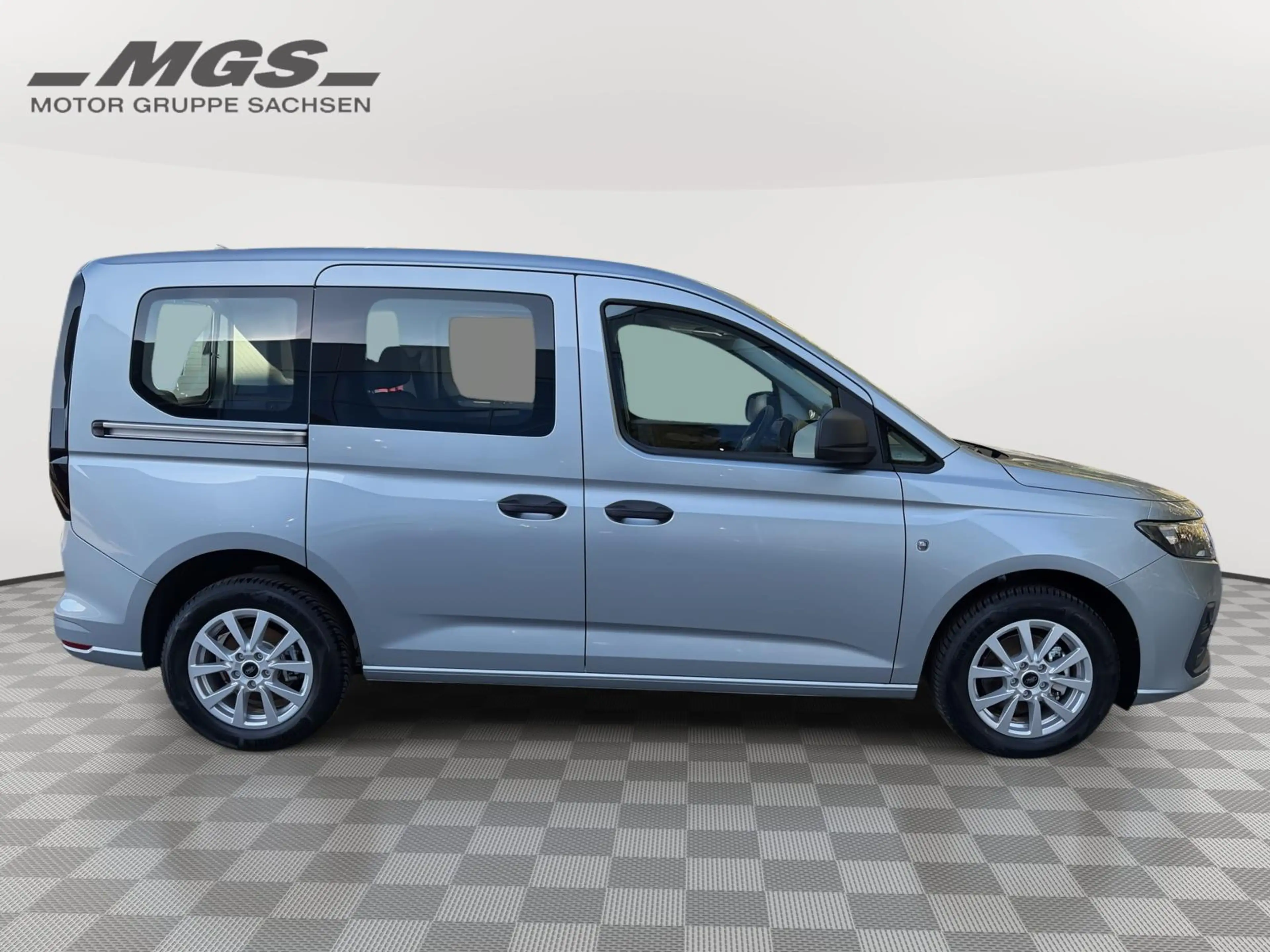 Ford Tourneo Connect Trend 2.0 EcoBlue #AHK #GJR — photo 6