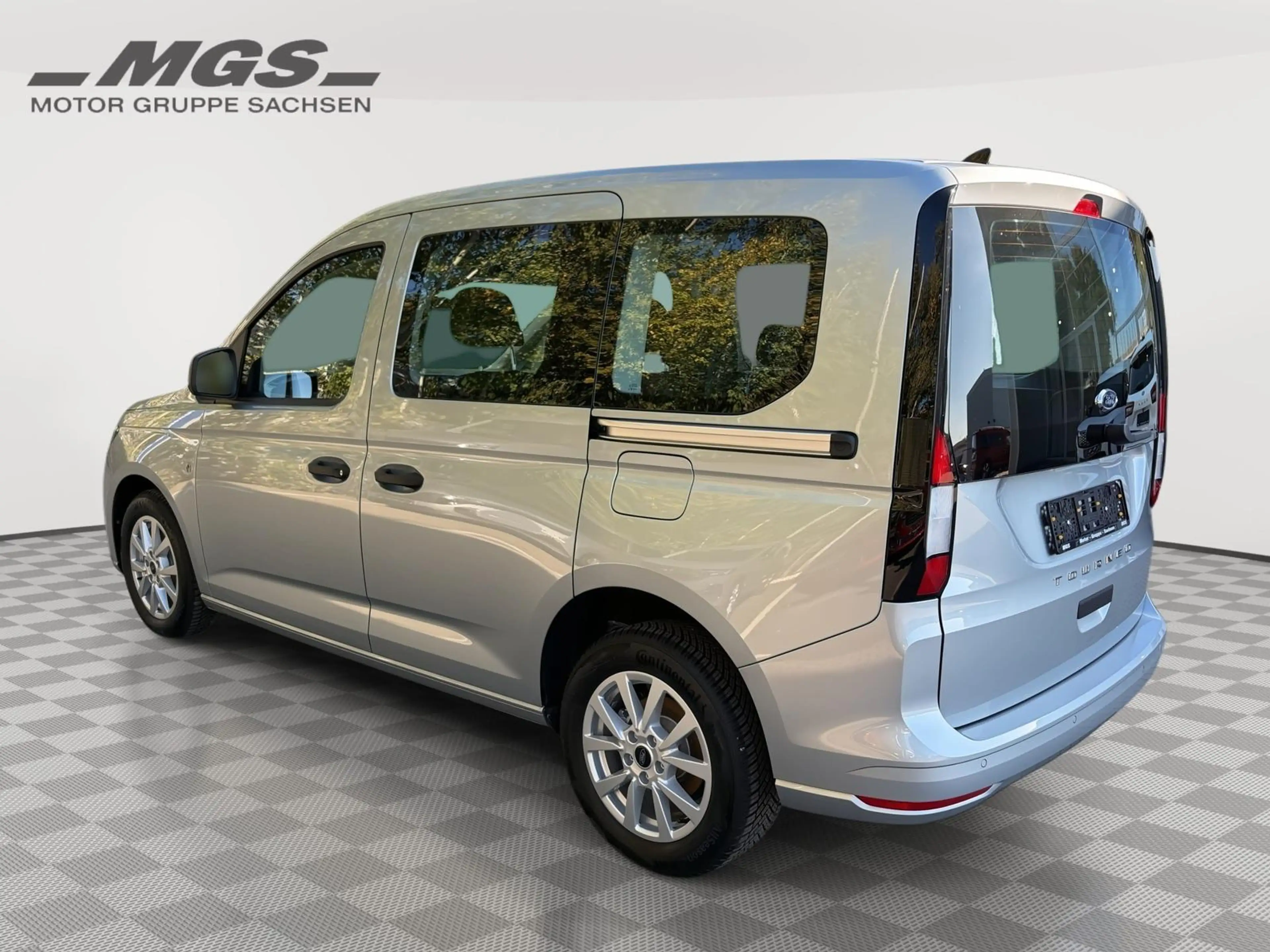 Ford Tourneo Connect Trend 2.0 EcoBlue #AHK #GJR — photo 11