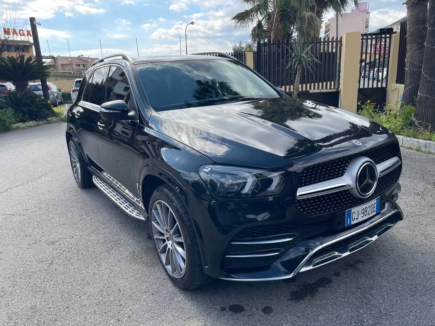 Mercedes-Benz GLE 350 GLE+suv(e+eq-power)+Premium+Pro+4matic Nero - 1