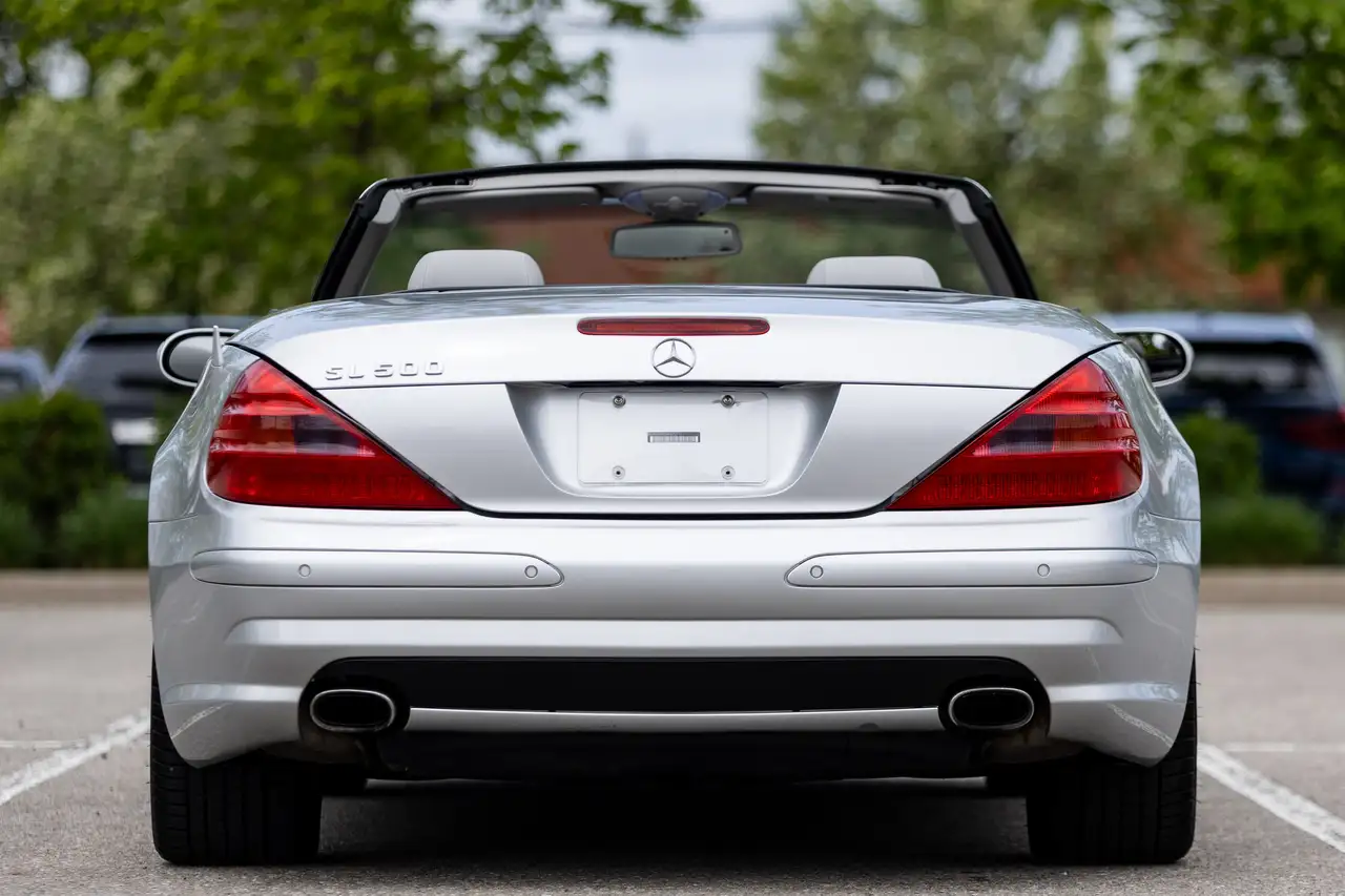 Mercedes-Benz SL снимка Mercedes-Benz SL