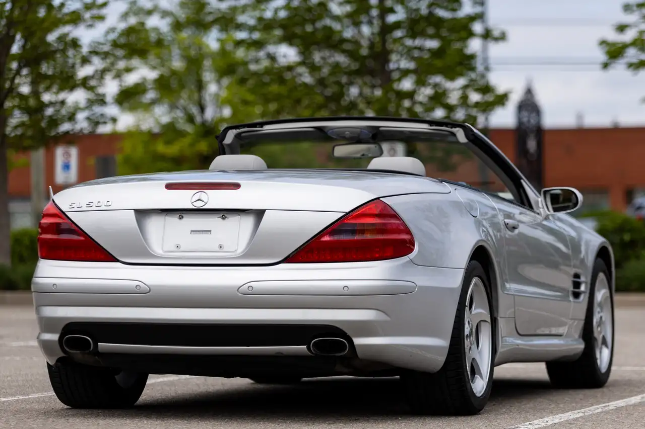 Mercedes-Benz SL снимка Mercedes-Benz SL