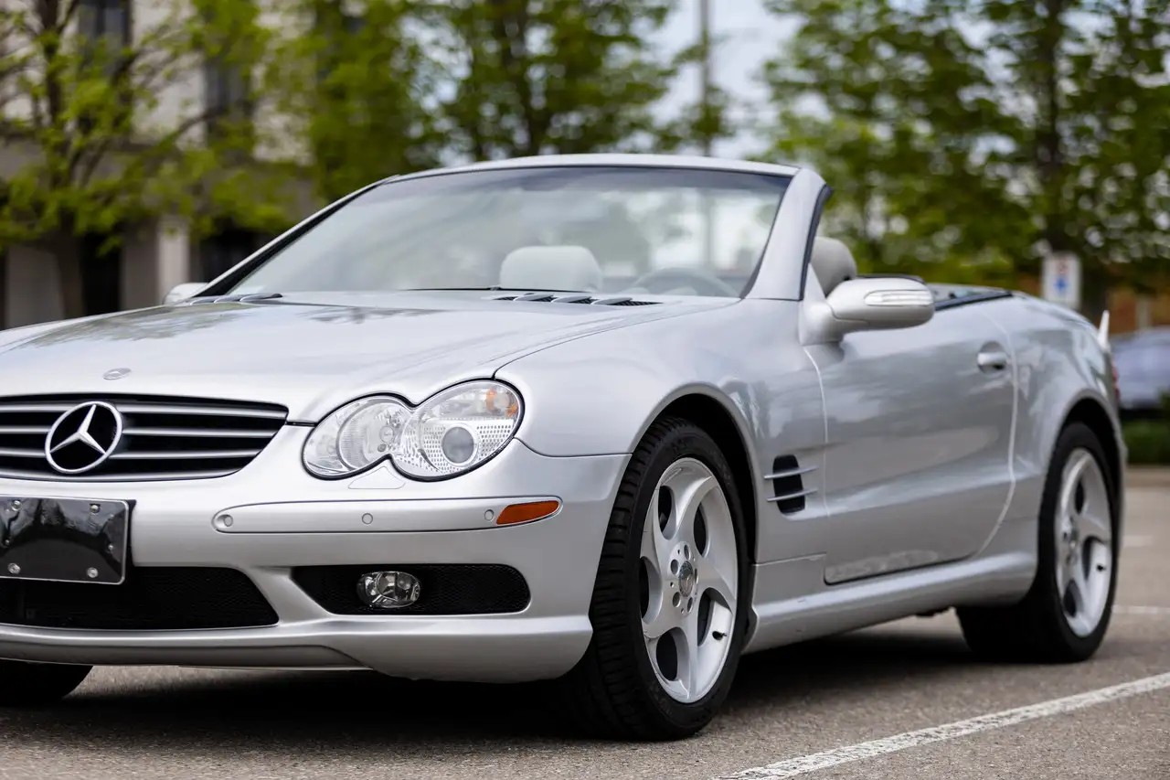 Mercedes-Benz SL снимка Mercedes-Benz SL