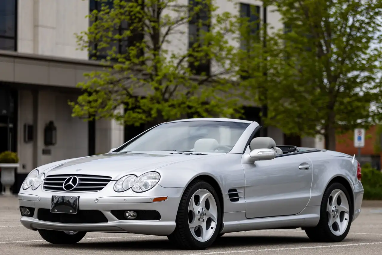 Mercedes-Benz SL снимка Mercedes-Benz SL
