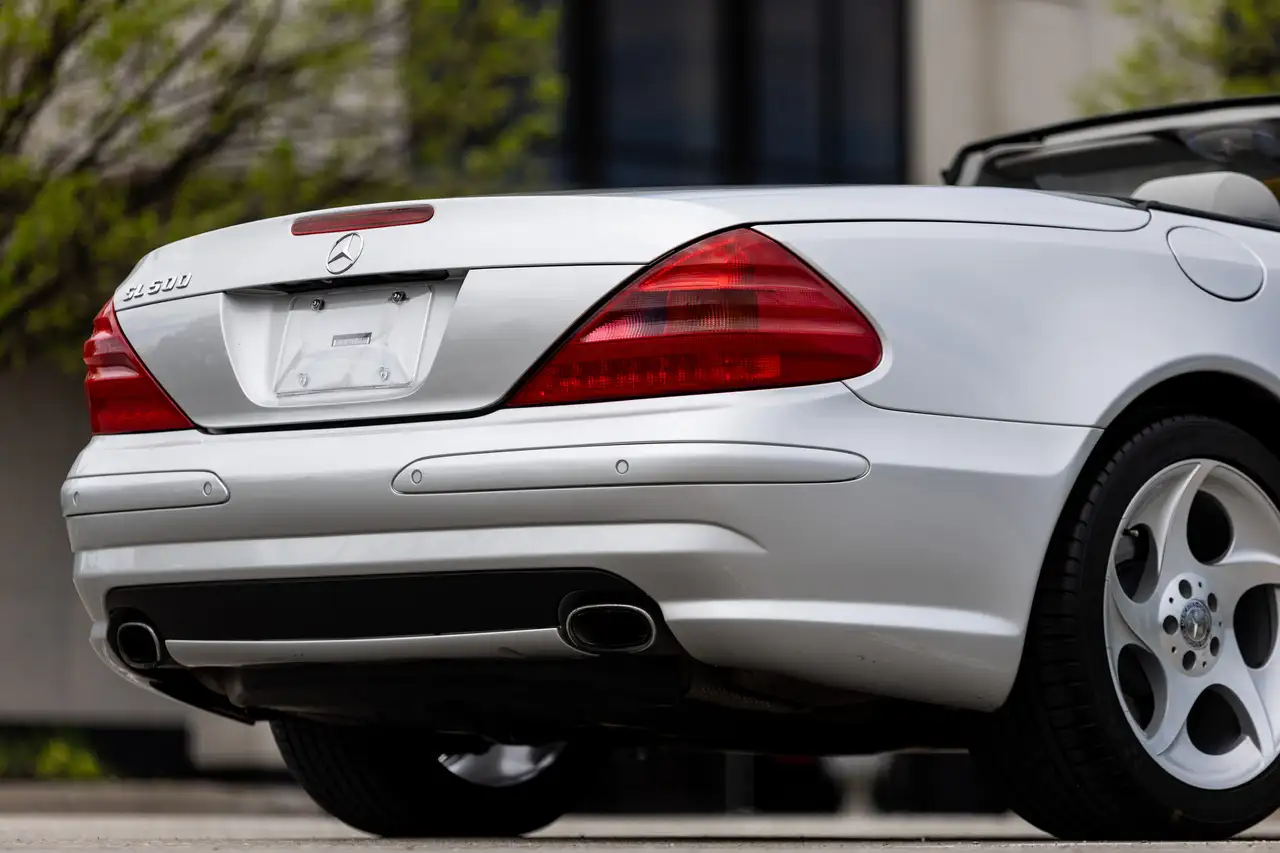 Mercedes-Benz SL снимка Mercedes-Benz SL