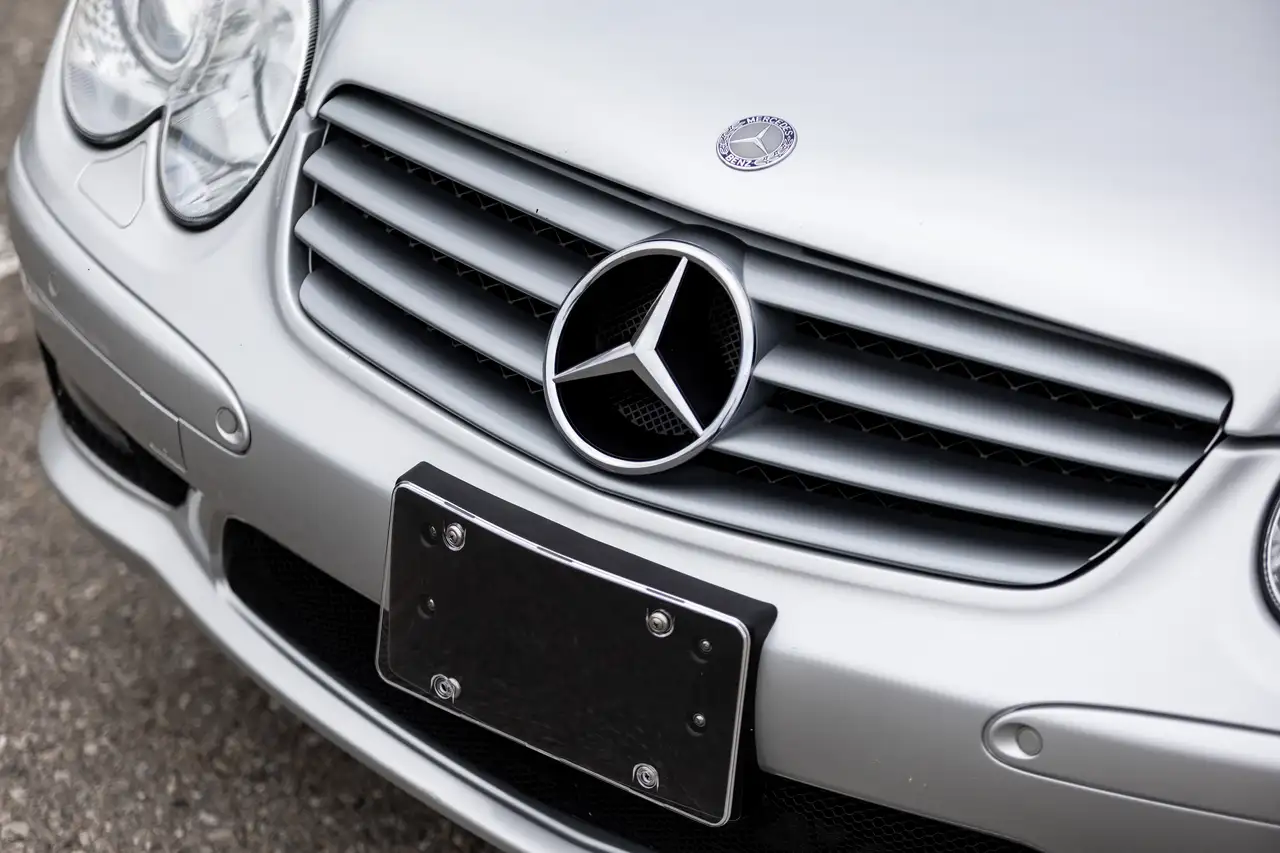 Mercedes-Benz SL снимка Mercedes-Benz SL