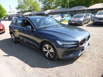 V60 2.0 b4 Momentum Business Pro auto 7m ADAS LED