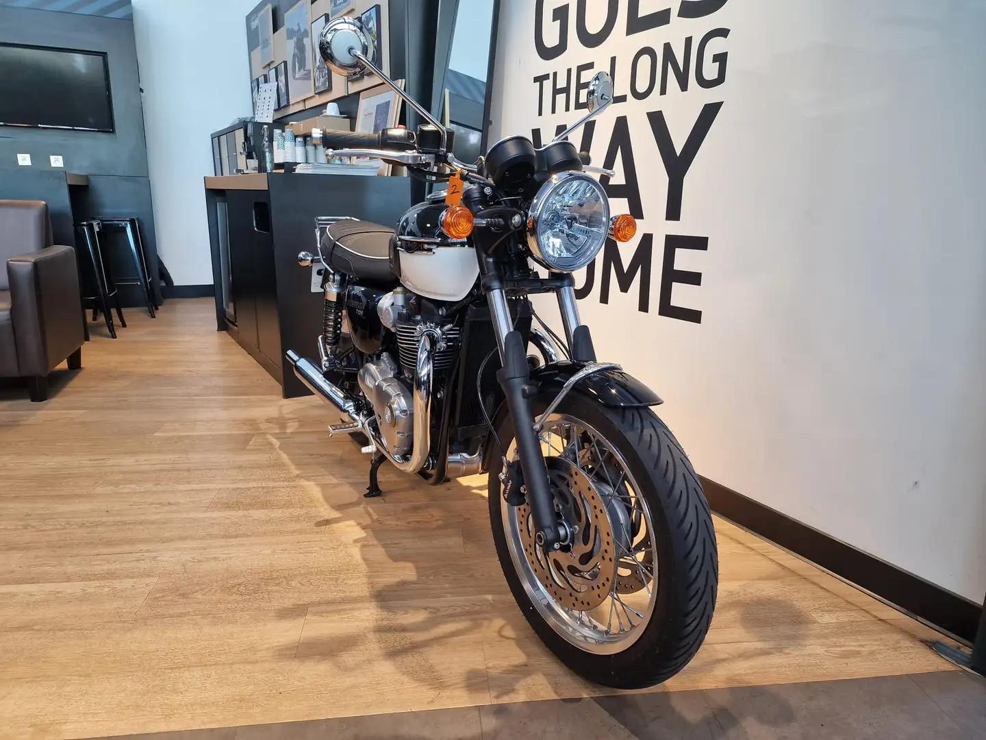 Triumph Bonneville T120 Czarny - 1
