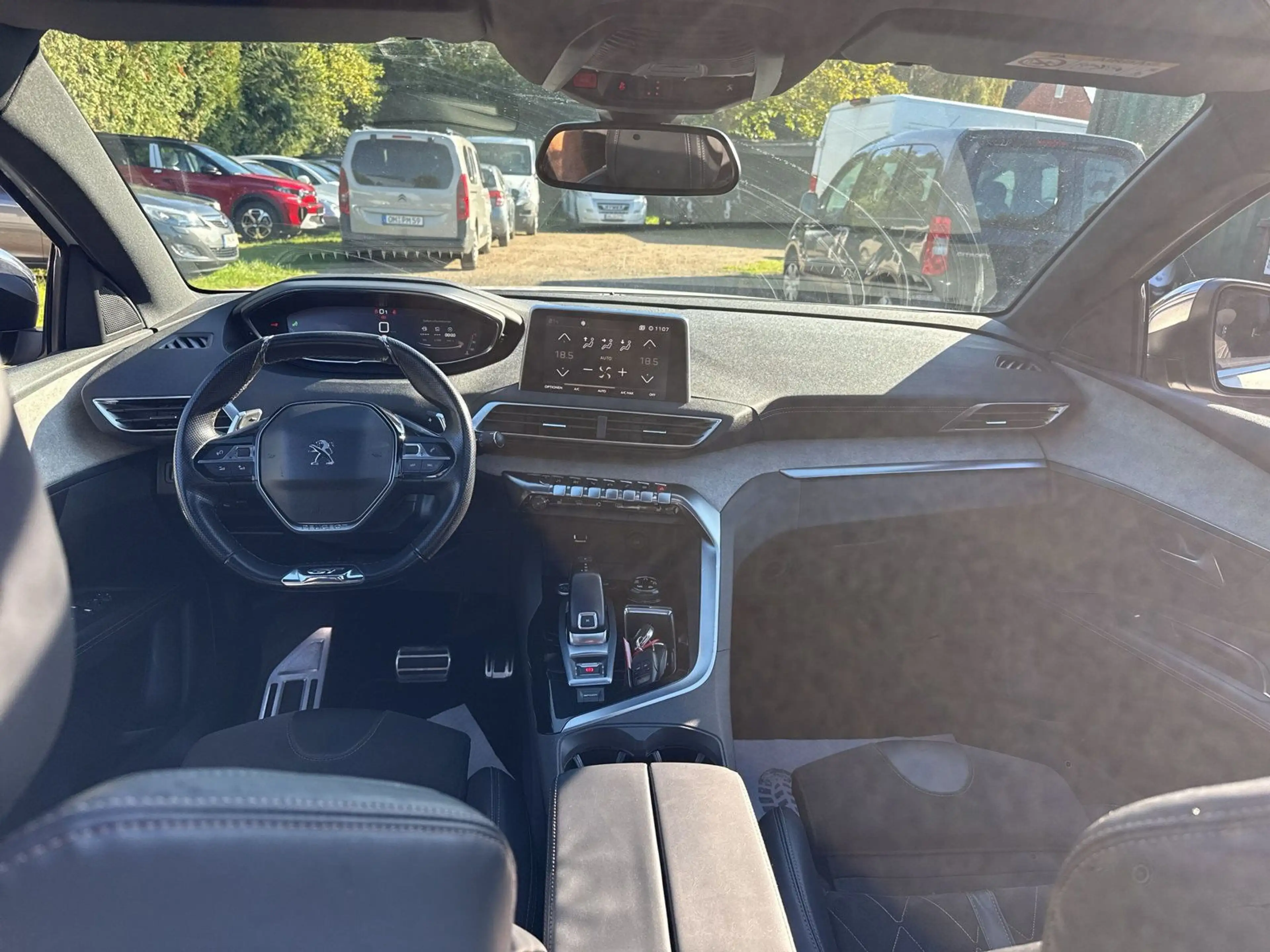 Peugeot 3008 GT — photo 13