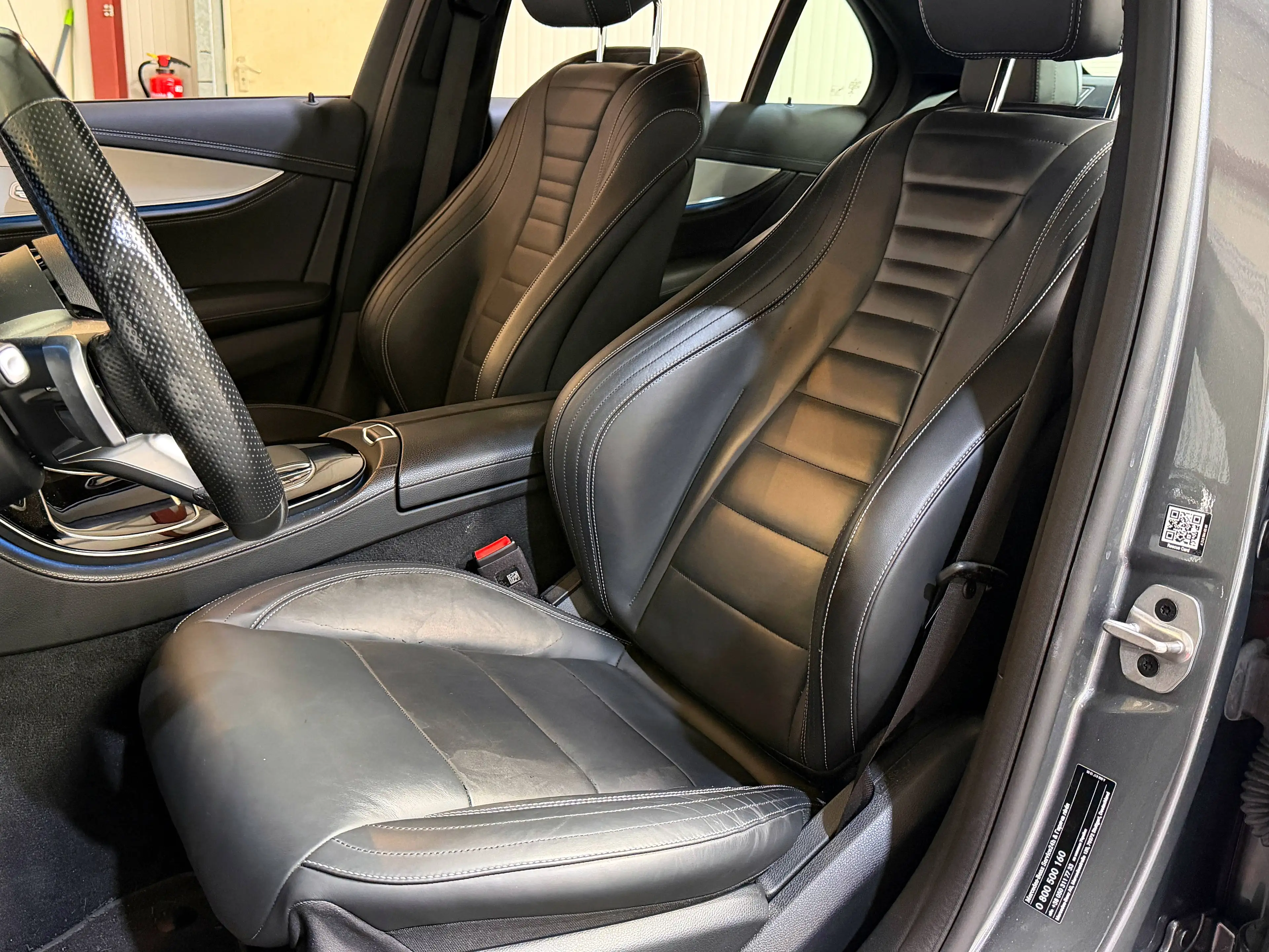 Mercedes-Benz E 450 E 450 4Matic (213.059)*4MATIC*AMG*SCHECKHEFTGEPFLEGT* — photo 11