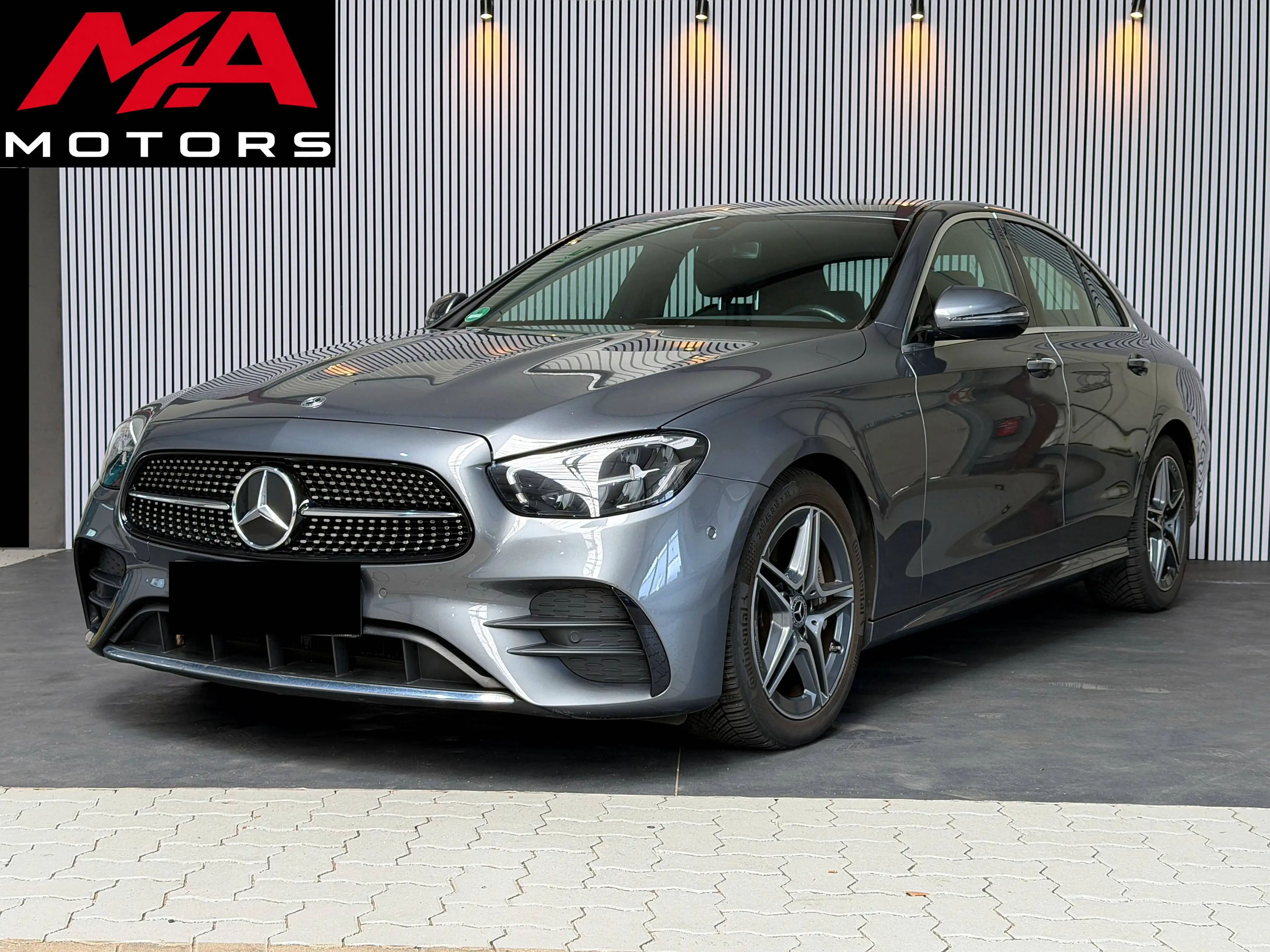 Mercedes-Benz E 450 E 450 4Matic (213.059)*4MATIC*AMG*SCHECKHEFTGEPFLEGT*