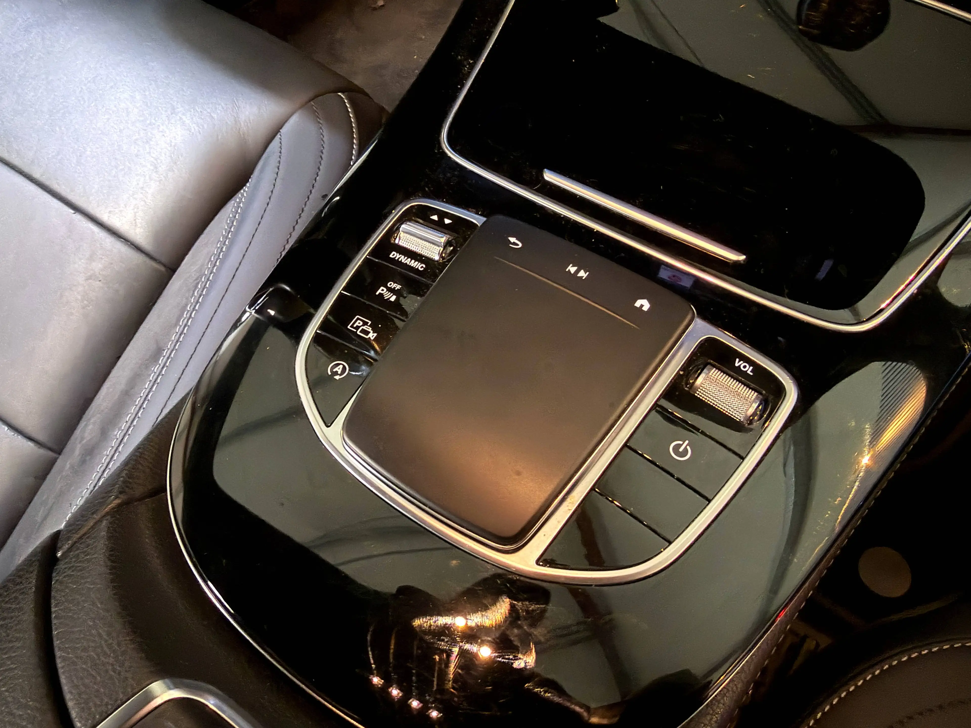 Mercedes-Benz E 450 E 450 4Matic (213.059)*4MATIC*AMG*SCHECKHEFTGEPFLEGT* — photo 15