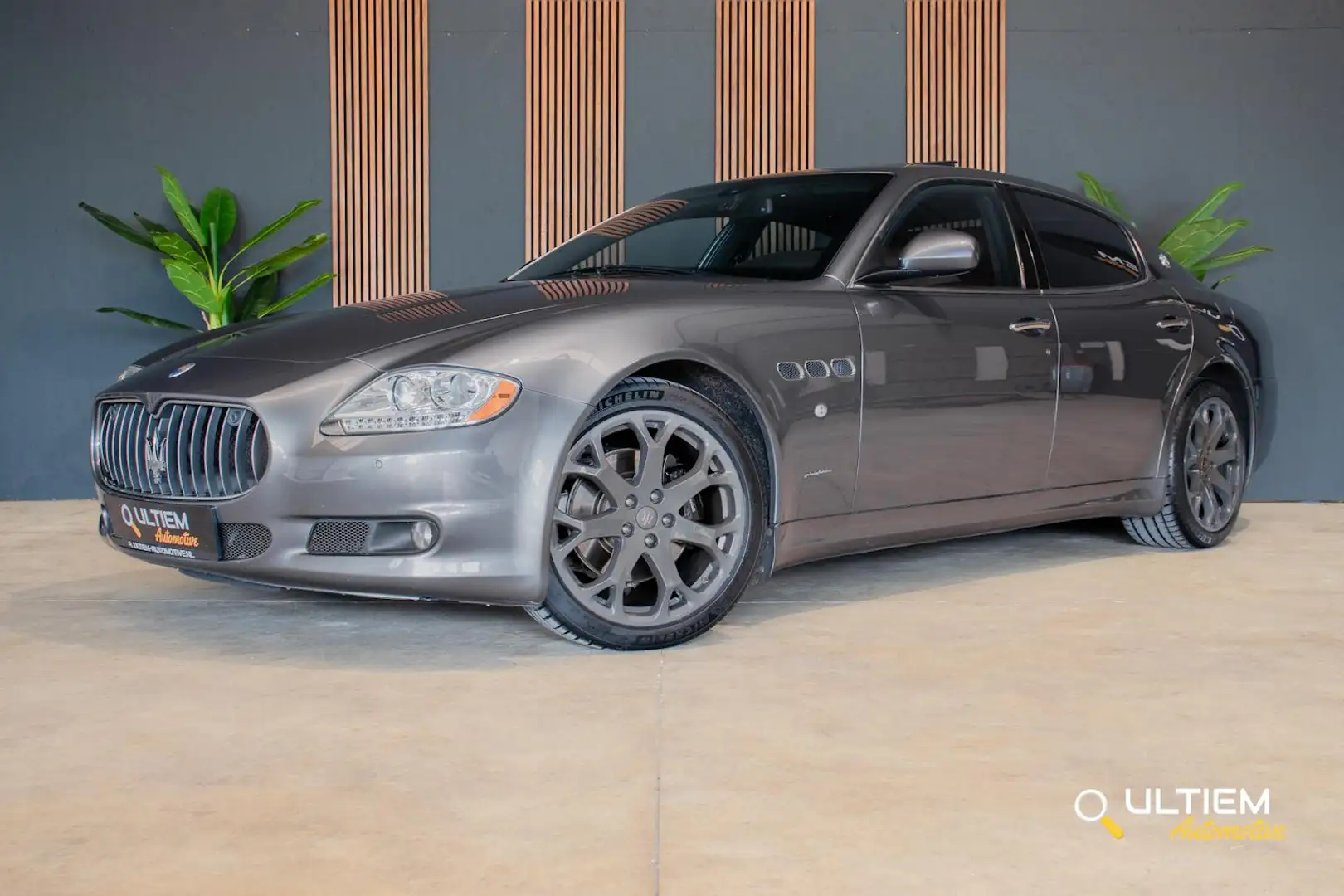 Maserati Quattroporte 4.2 ZF Automatica 2010 | BTW Grijs - 1