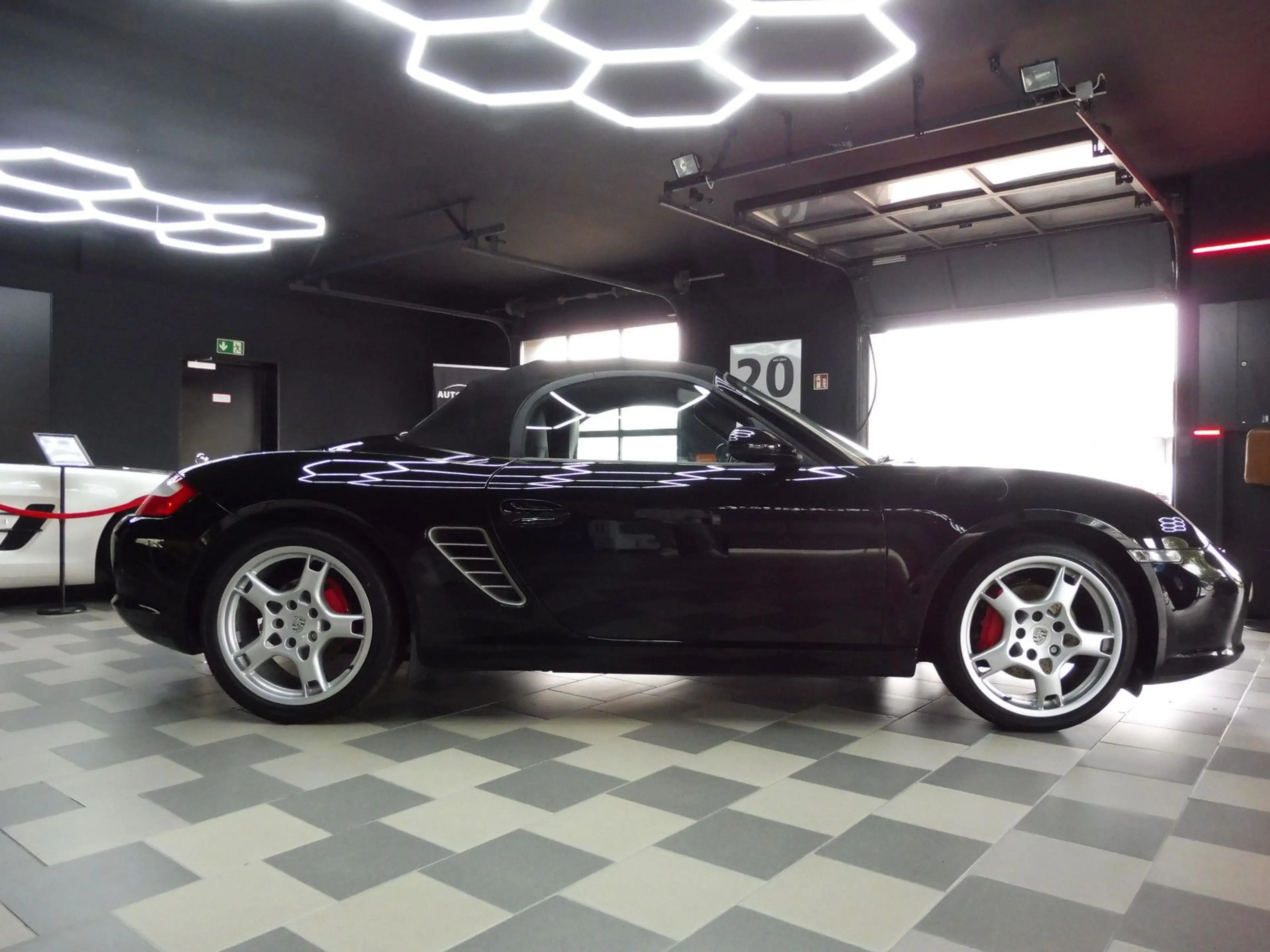 Porsche Boxster S Navi/Xenon/1.Hand/Sportabgas — photo 5