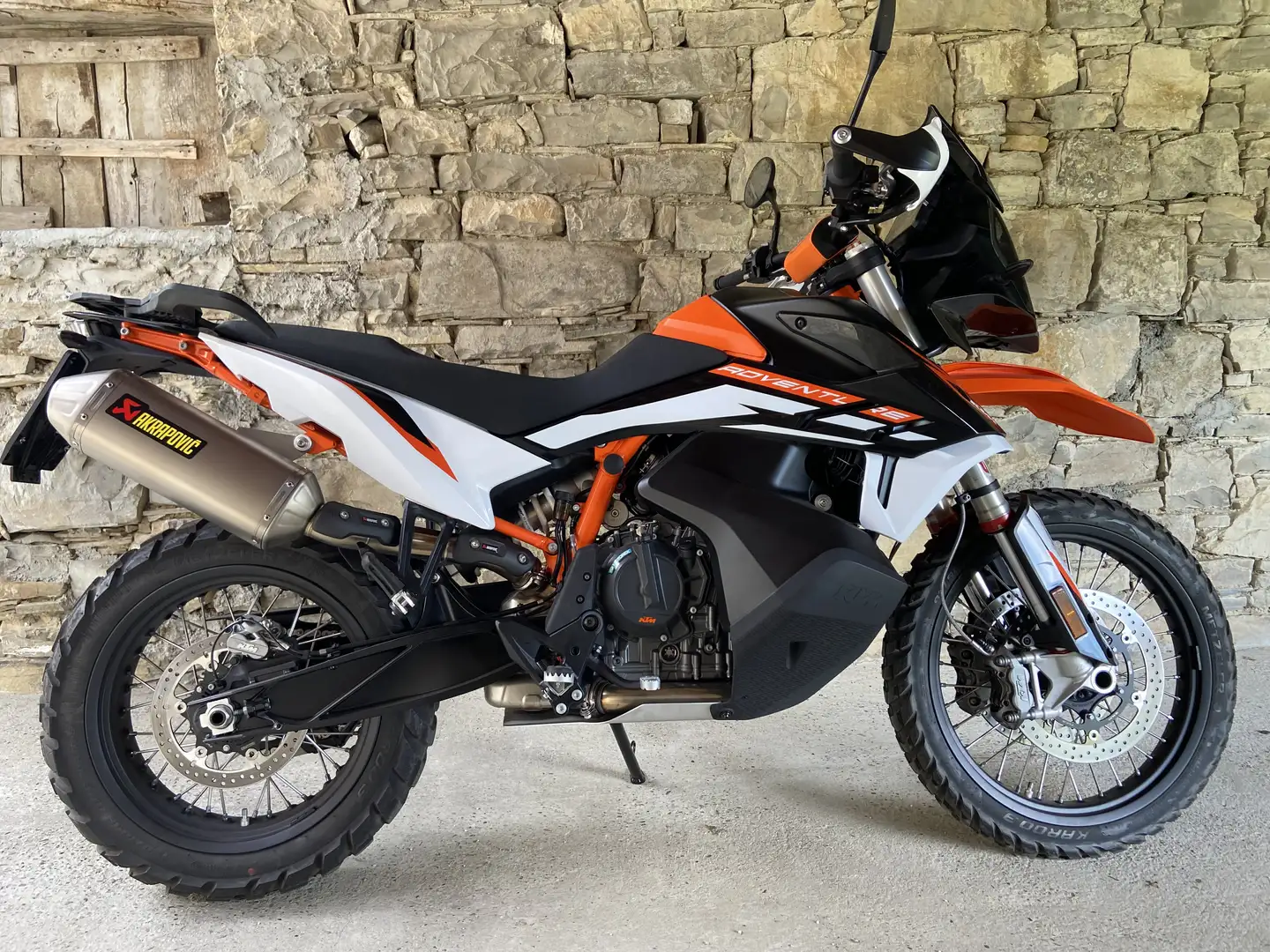 KTM 890 Adventure R - 1