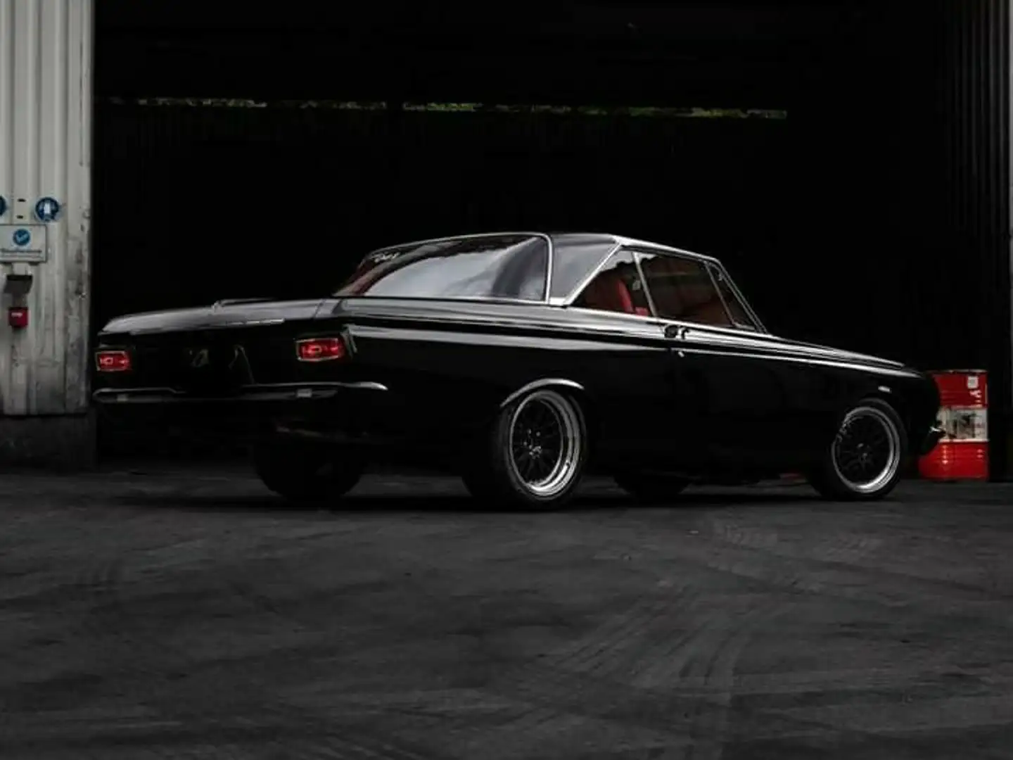 Plymouth Belvedere Noir - 2