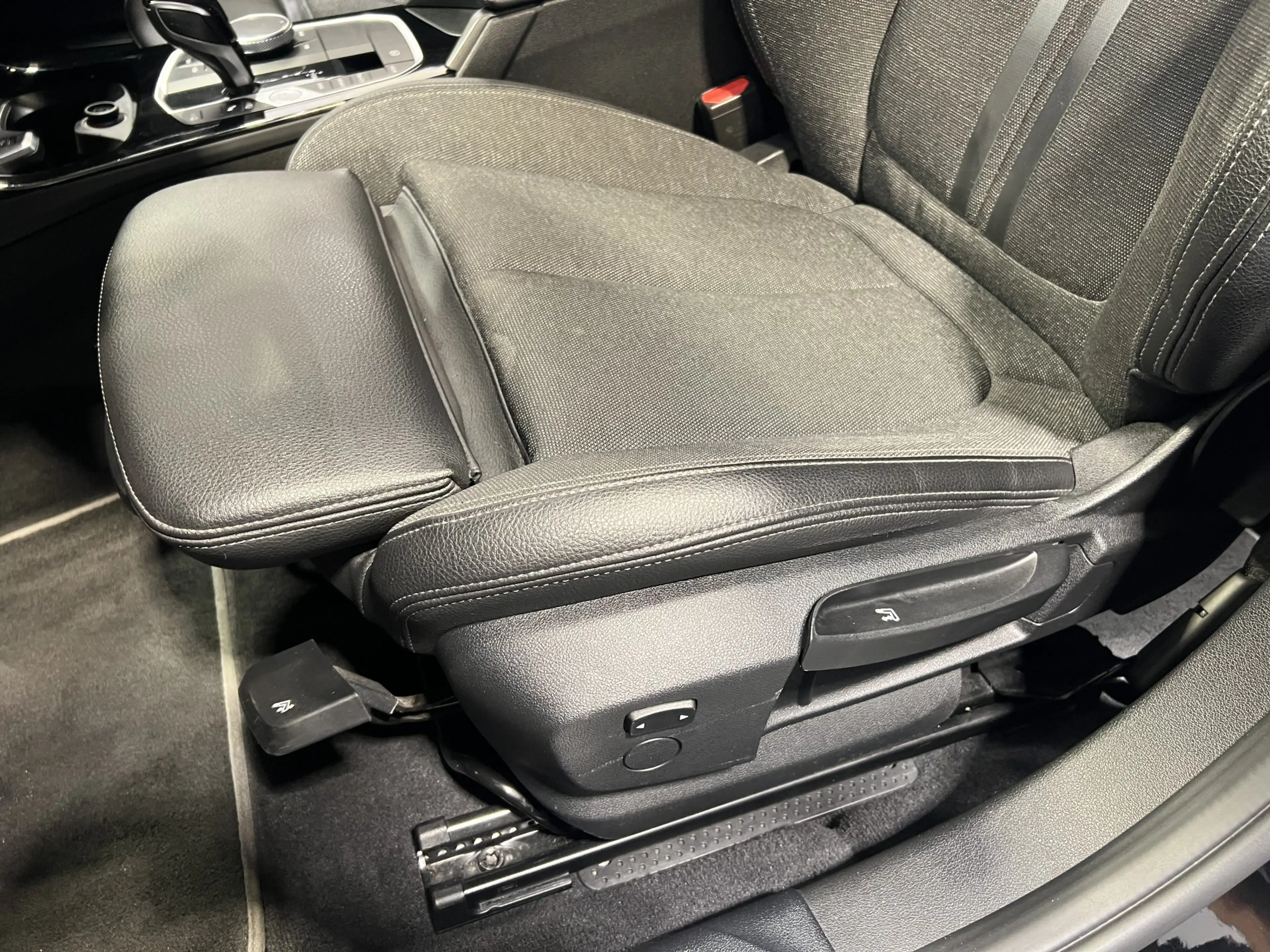 BMW 118 1-serie 118i Executive Edition | Sportline | Sport — photo 31