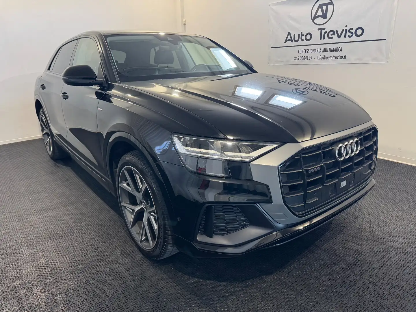 Audi Q8 45 TDI quattro tiptronic Sport MHEV Nero - 1