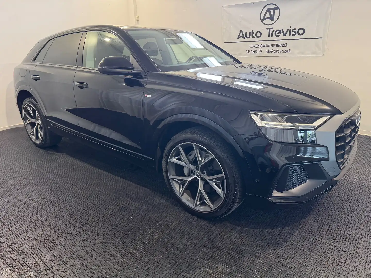 Audi Q8 45 TDI quattro tiptronic Sport MHEV Nero - 2