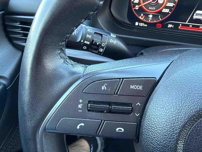 Hyundai i20 1.2 *Kamera*Carplay-Androi*Sitzhzg*Klima* — photo 12