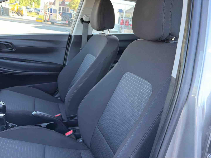 Hyundai i20 1.2 *Kamera*Carplay-Androi*Sitzhzg*Klima* — photo 8