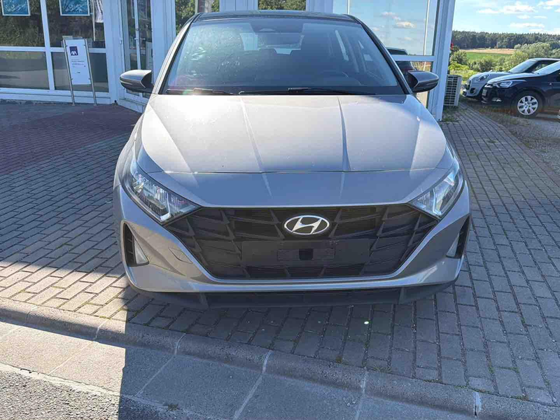 Hyundai i20 1.2 *Kamera*Carplay-Androi*Sitzhzg*Klima* — photo 2