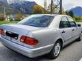 Mercedes-Benz E 200 Classic, 2 Liter,  Benziner, liebevoll gepflegt Gümüş rengi - thumbnail 4