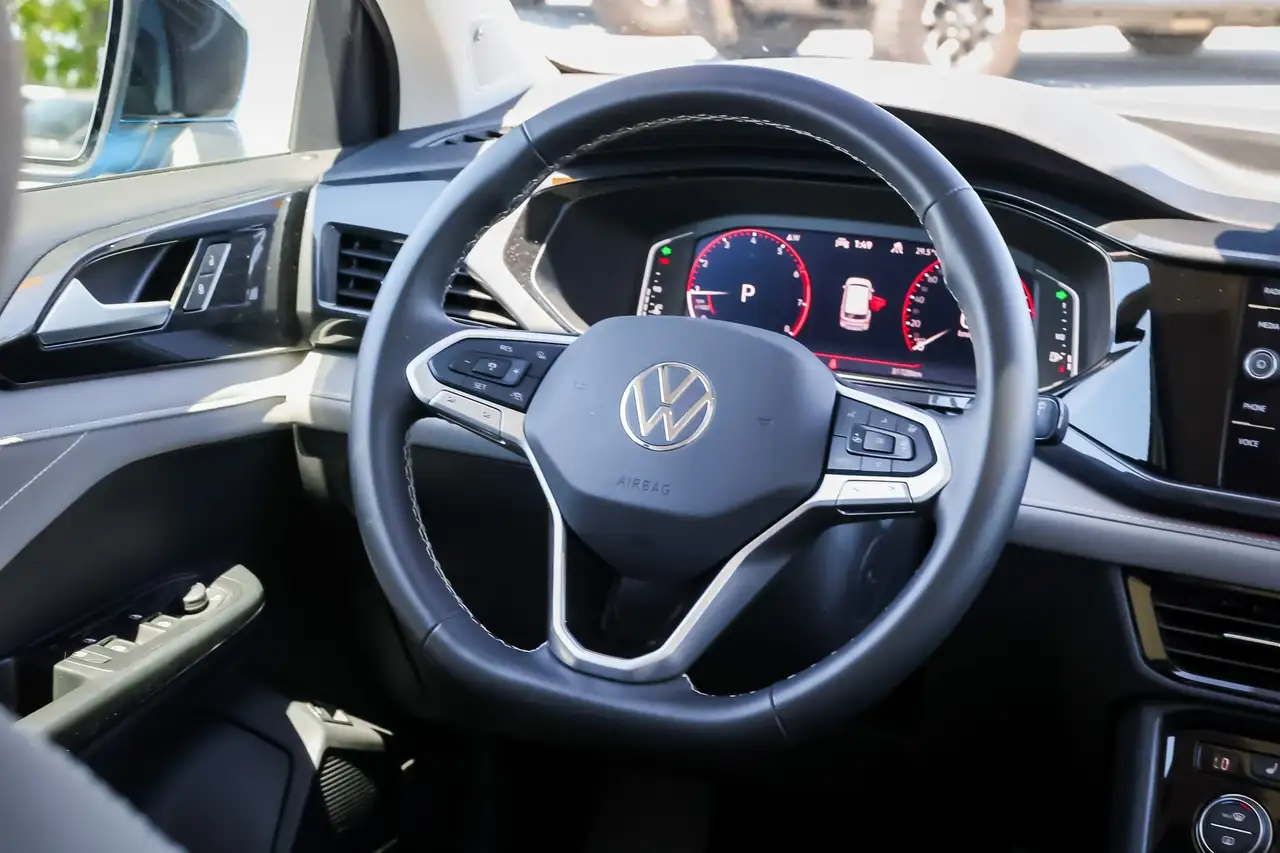 Volkswagen Taos снимка Volkswagen Taos