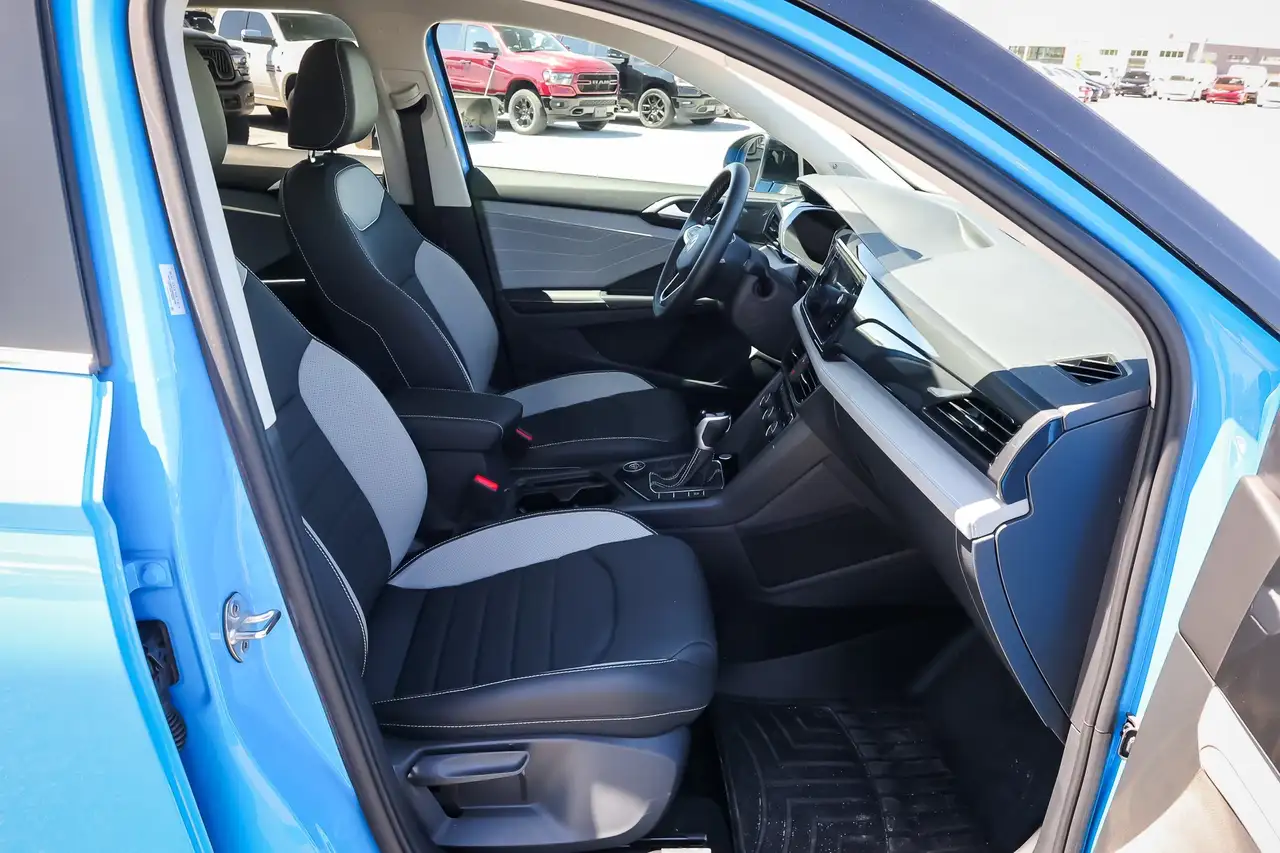 Volkswagen Taos снимка Volkswagen Taos