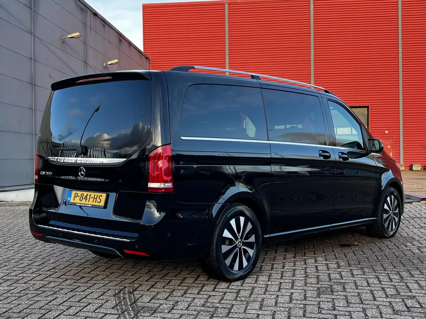 Mercedes-Benz EQV 300 L2 Business Solution Limited 90 kWh | Elektrische Zwart - 2