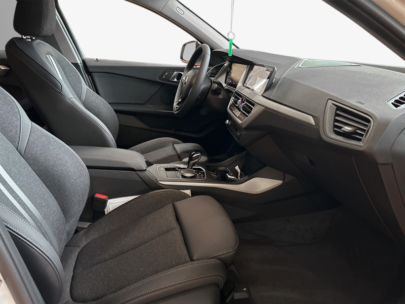 BMW 118 i Aut. Advantage — photo 13