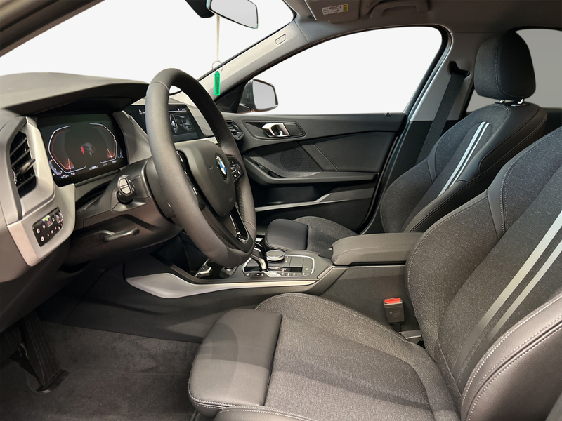 BMW 118 i Aut. Advantage — photo 10