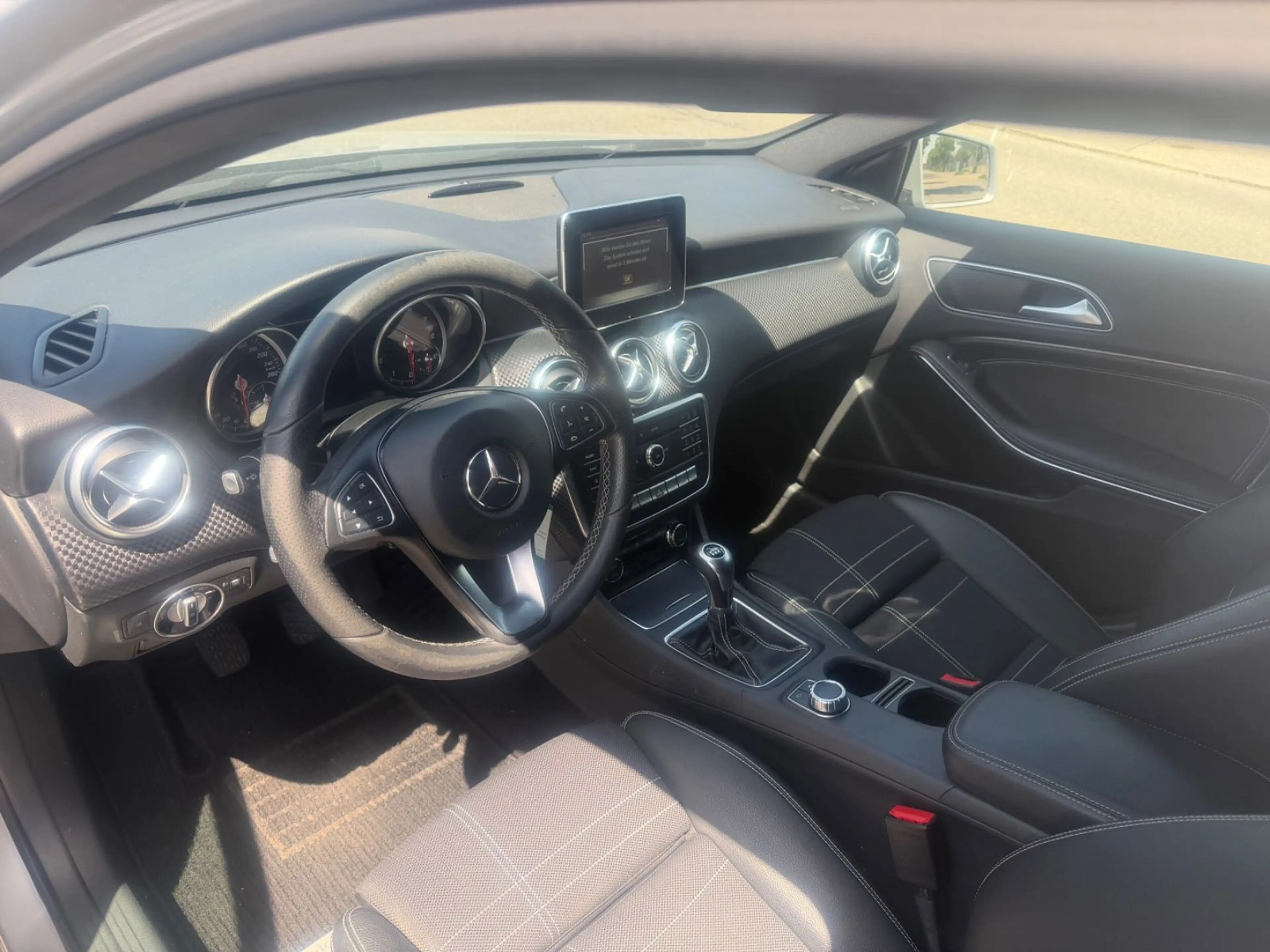 Mercedes-Benz A 200 Activity Edition — photo 8