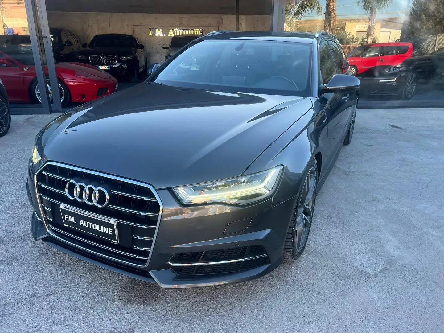 Audi A6 A6 IV  Avant Avant 2.0 tdi ultra Business 190cv Gris - 1