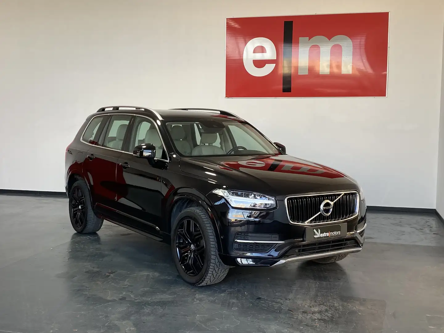 Volvo XC90 2.0 D4 AUT. BUSINESS PLUS 7 POSTI Schwarz - 2