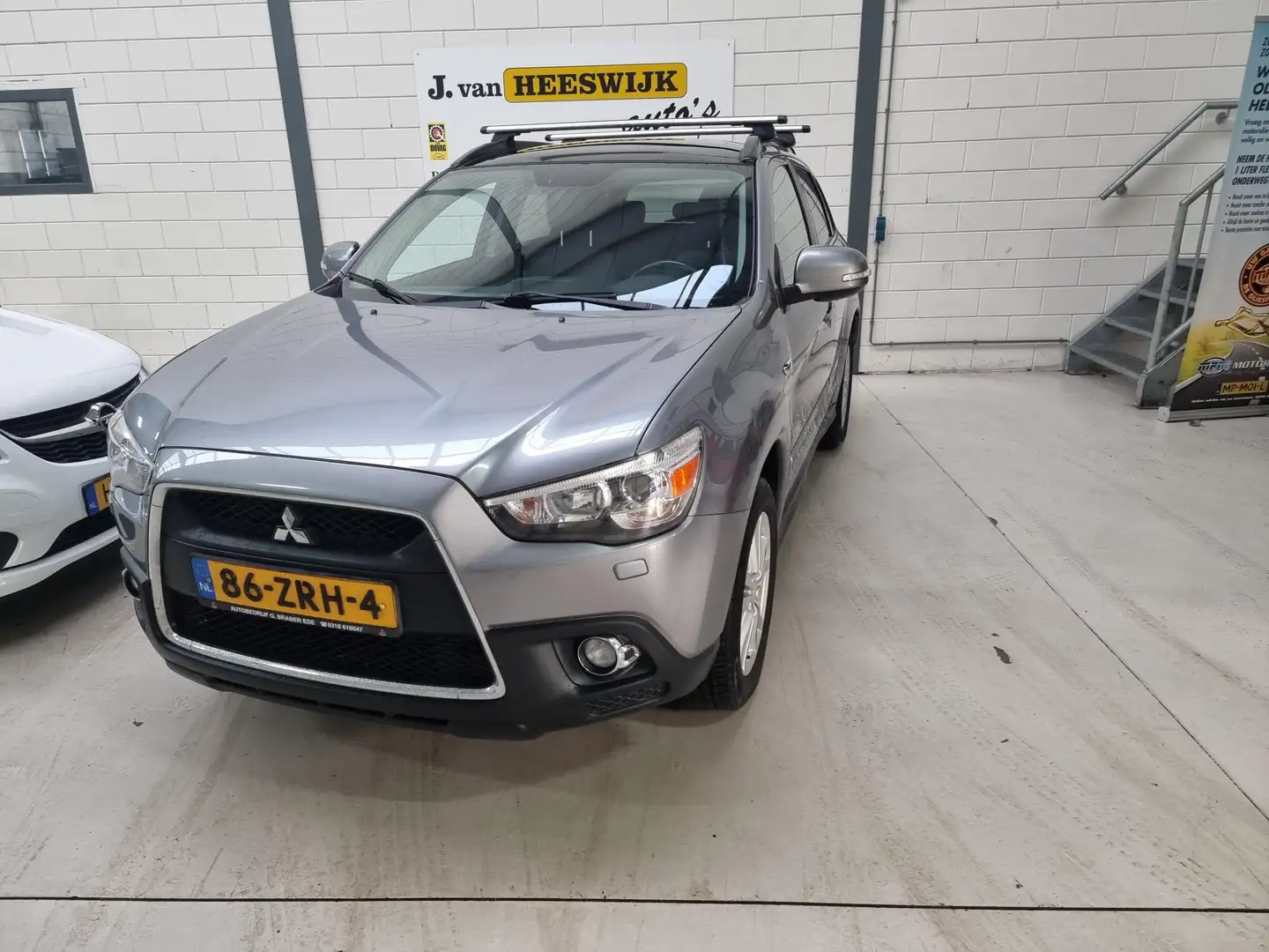Mitsubishi ASX 1.6 Instyle ClearTec Grijs - 1