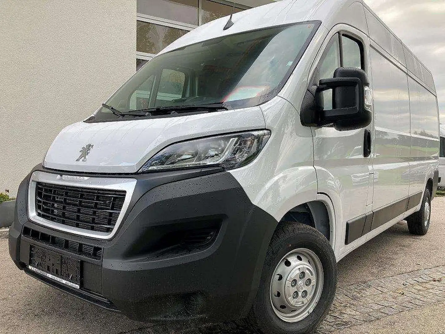 Peugeot Boxer 35+ L3H2 BlueHDi 165 S&S Weiß - 2