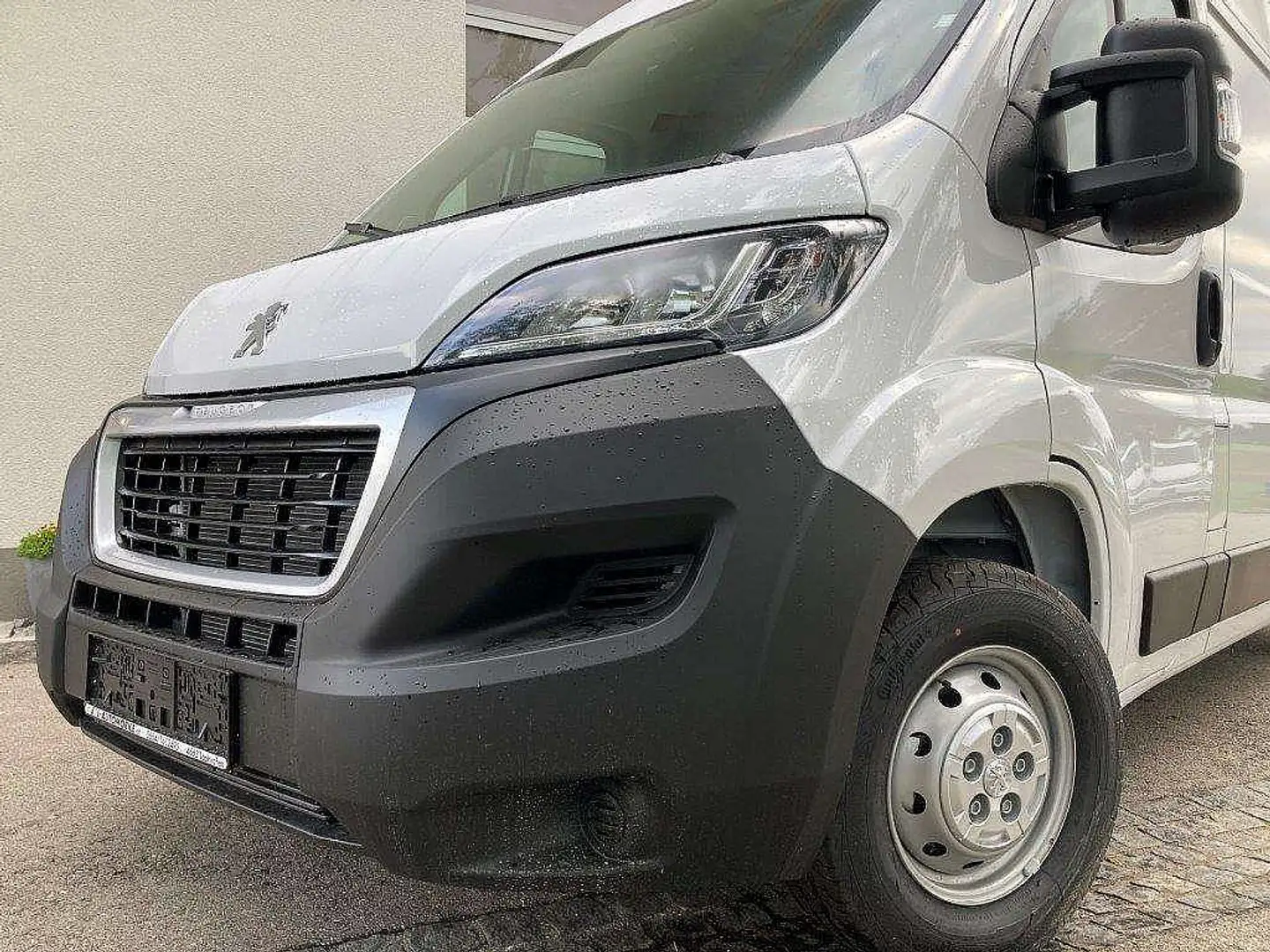 Peugeot Boxer 35+ L3H2 BlueHDi 165 S&S Weiß - 1
