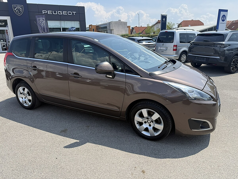Peugeot 5008 1,6 BlueHDi 120 S&S Business Line — photo 10