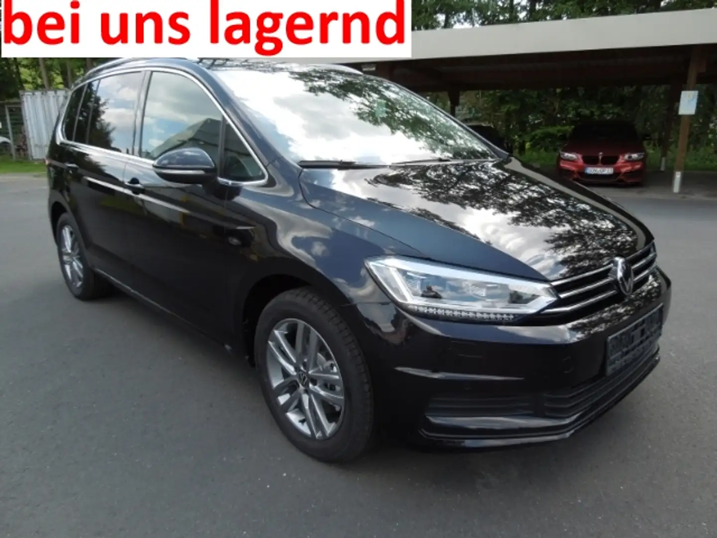 Volkswagen Touran 1.5TSI DSG PEOPLE/LED/Navi/Sitzheizung/PDC Schwarz - 1