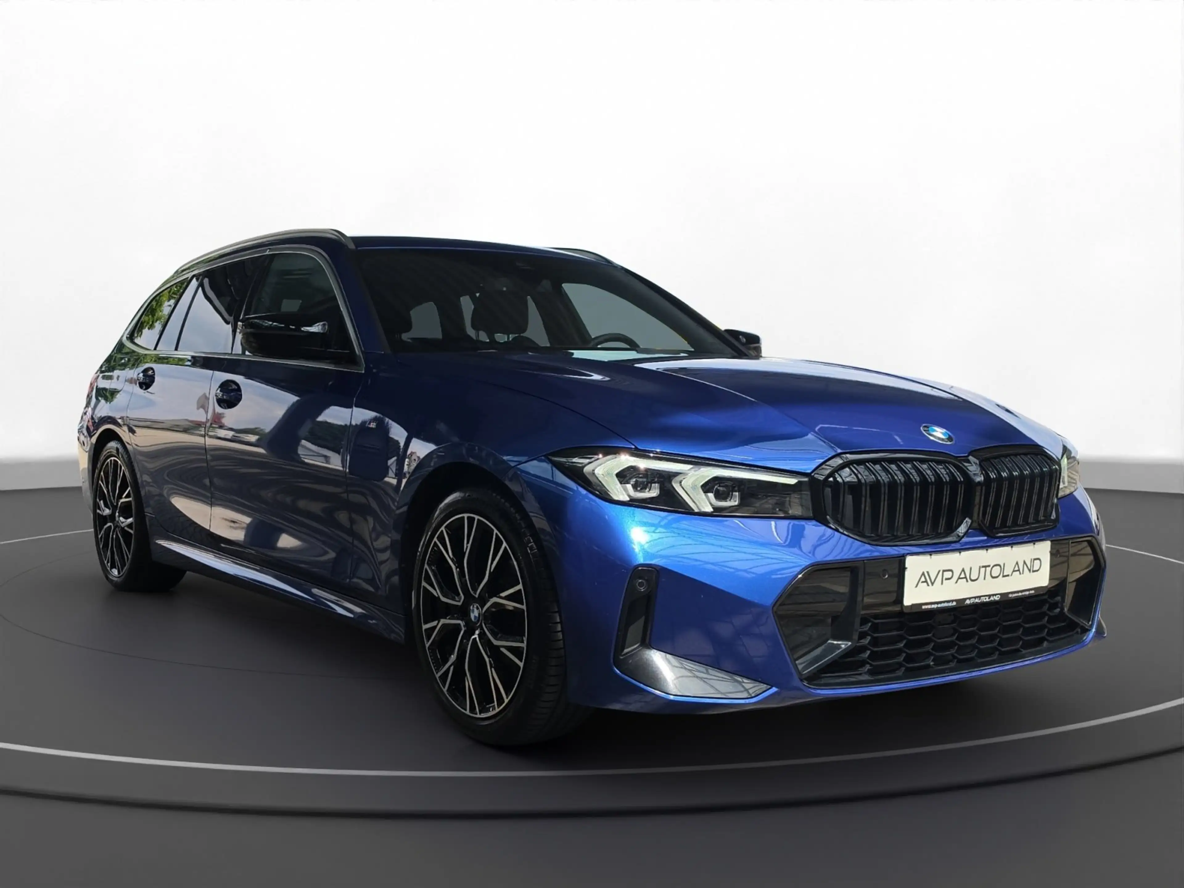 BMW 318 i Touring M Sport | LED | PARK- ASSISTENT | — photo 4