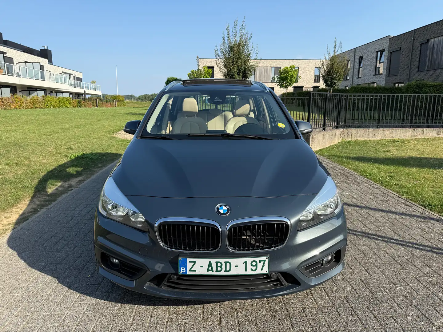 BMW 216 Gran Tourer 216 dA Euro6b FULL OPTIONS Grijs - 2