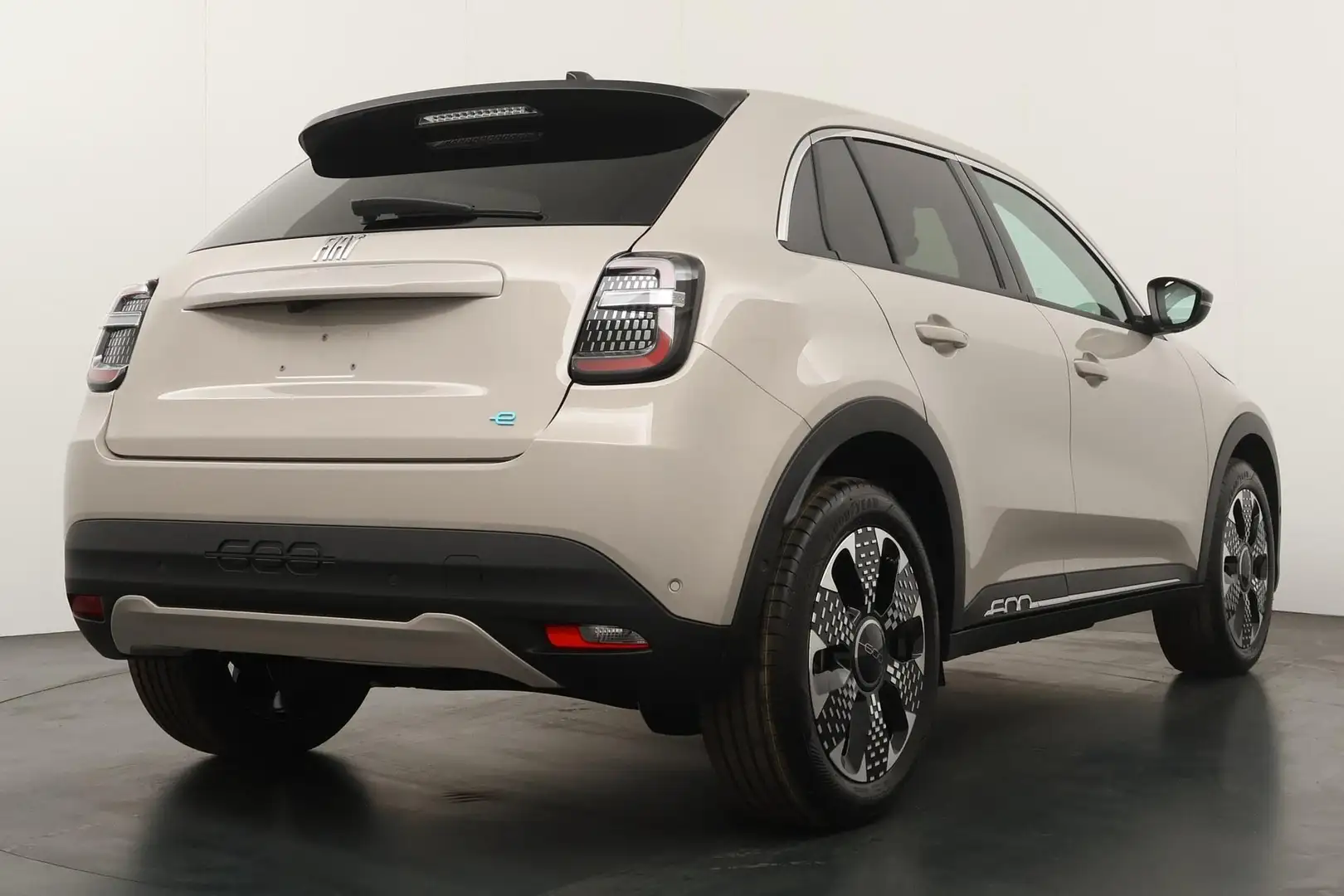 Fiat 600e La Prima 54 kWh | Navigatie | Lederen bekleding | Bruin - 2