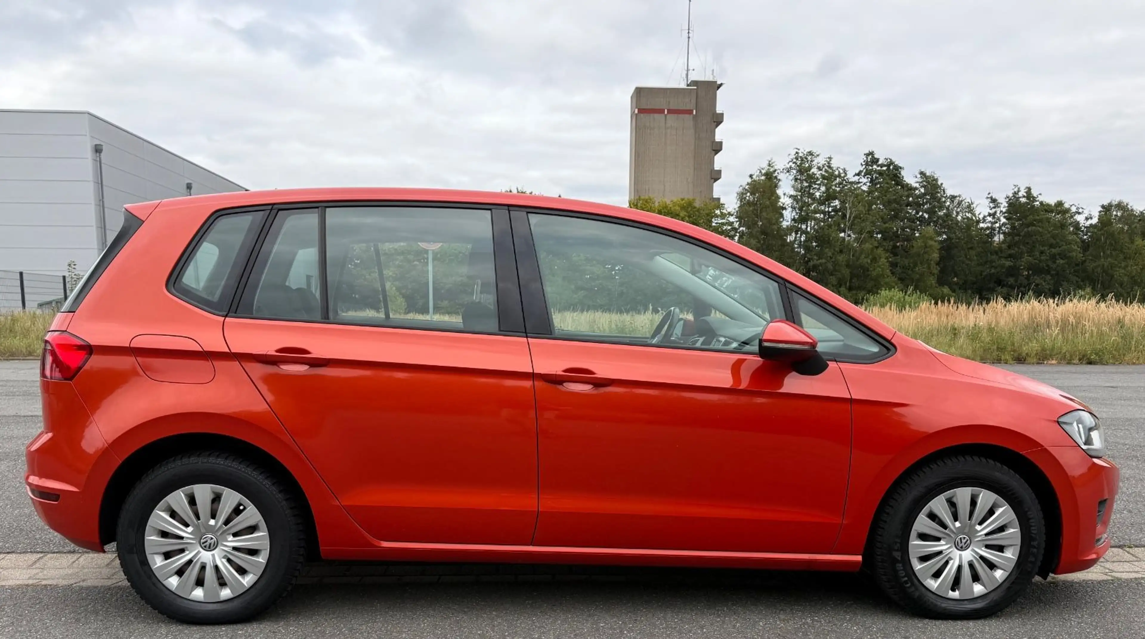 Volkswagen Golf Sportsvan BMT DSG Sitz- und Standheizung — photo 5