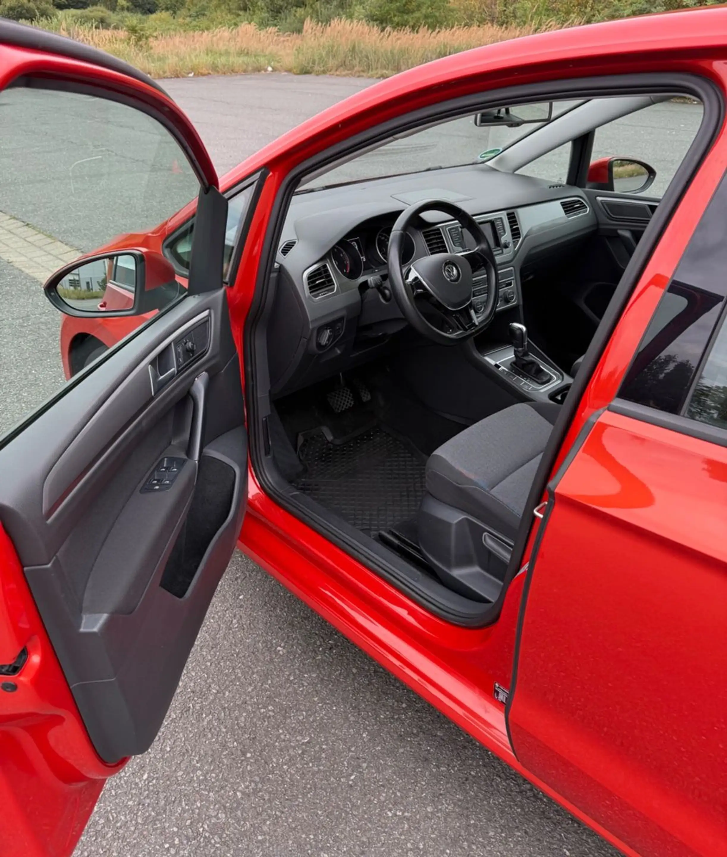 Volkswagen Golf Sportsvan BMT DSG Sitz- und Standheizung — photo 14