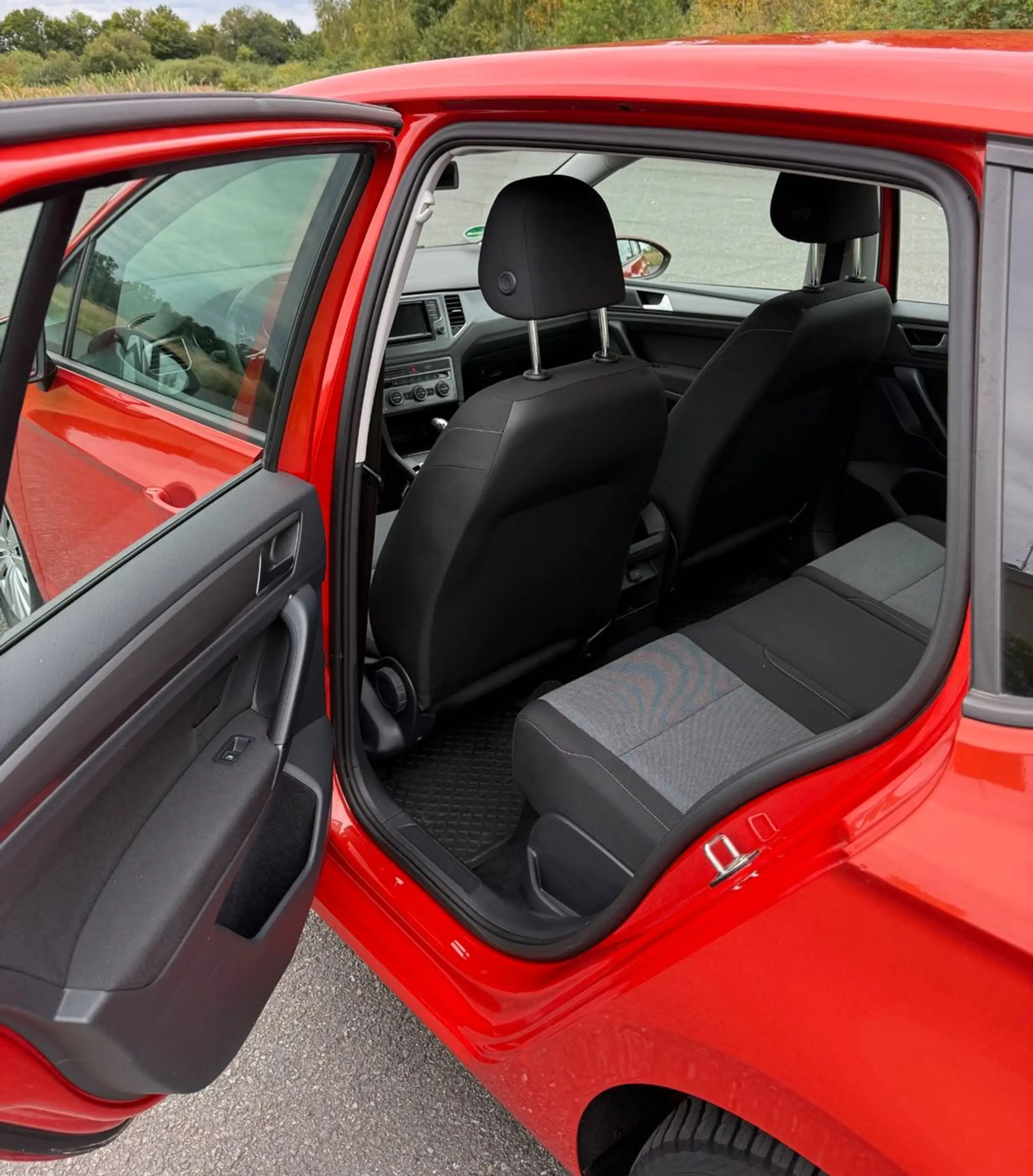 Volkswagen Golf Sportsvan BMT DSG Sitz- und Standheizung — photo 12